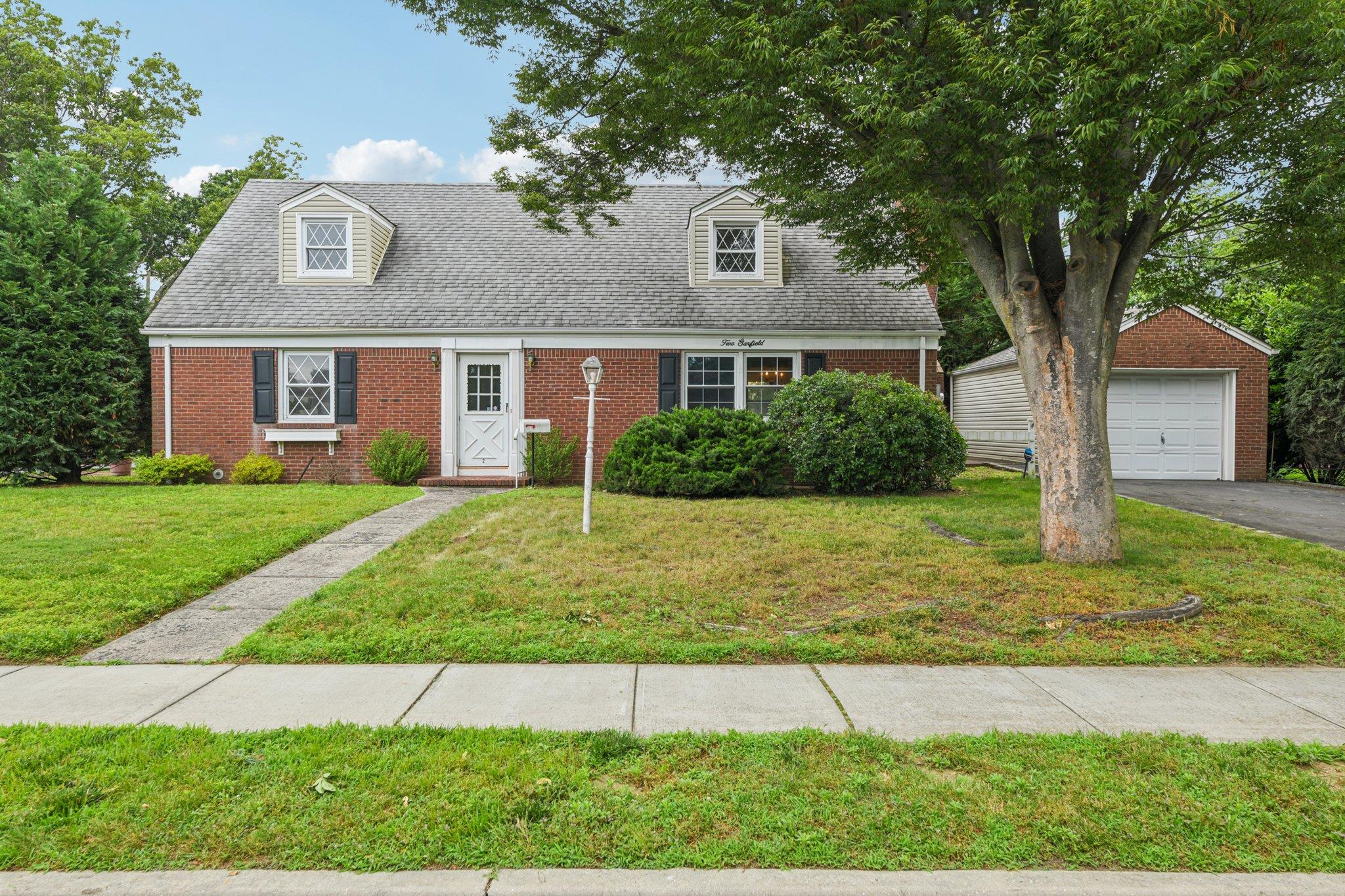 #1 photo, 2 Garfield Street, 長島 花園城 Garden City , NY 11530