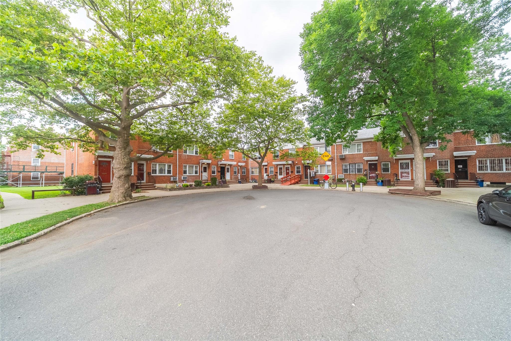 #9 photo, 68-18 140th Street, Flushing , NY 11367