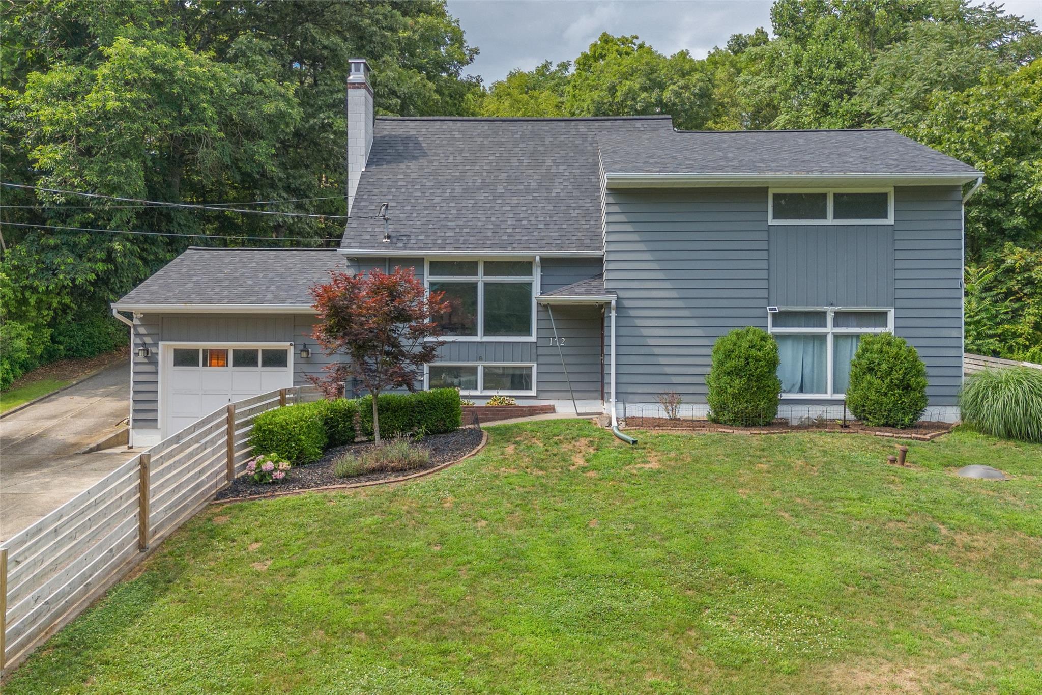 #1 photo, 172 Roosevelt Road, 紐約州 Hyde Park , NY 12538