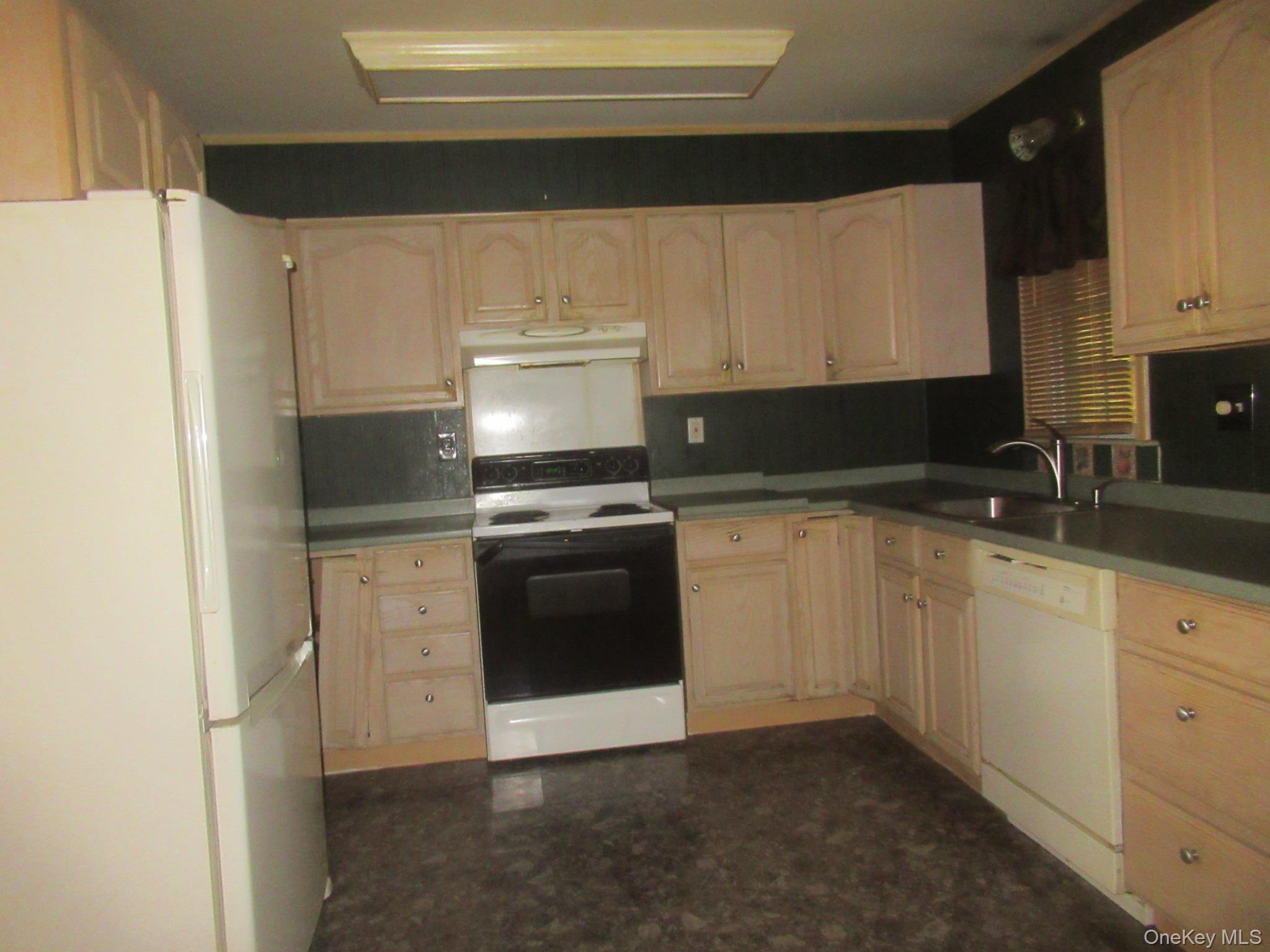 #12 photo, 109 Indian Trail, Maybrook , NY 12543