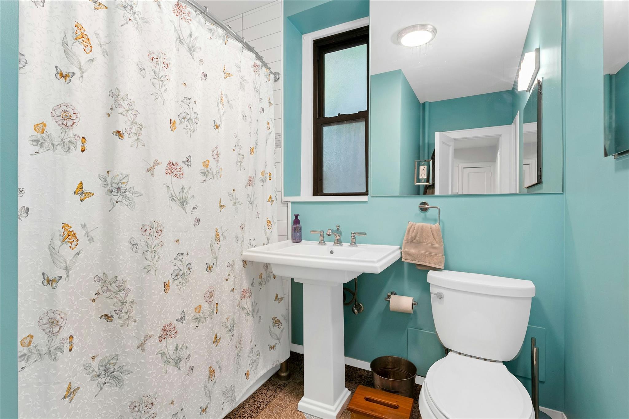 #20 photo, 37 Central Avenue, Hartsdale , NY 10530