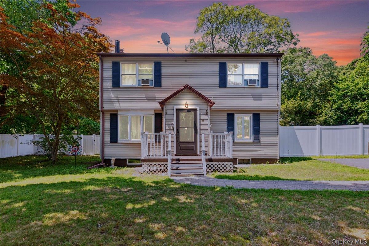 #2 photo, 4 Myrtle Lane, サフォーク郡 Coram , NY 11727