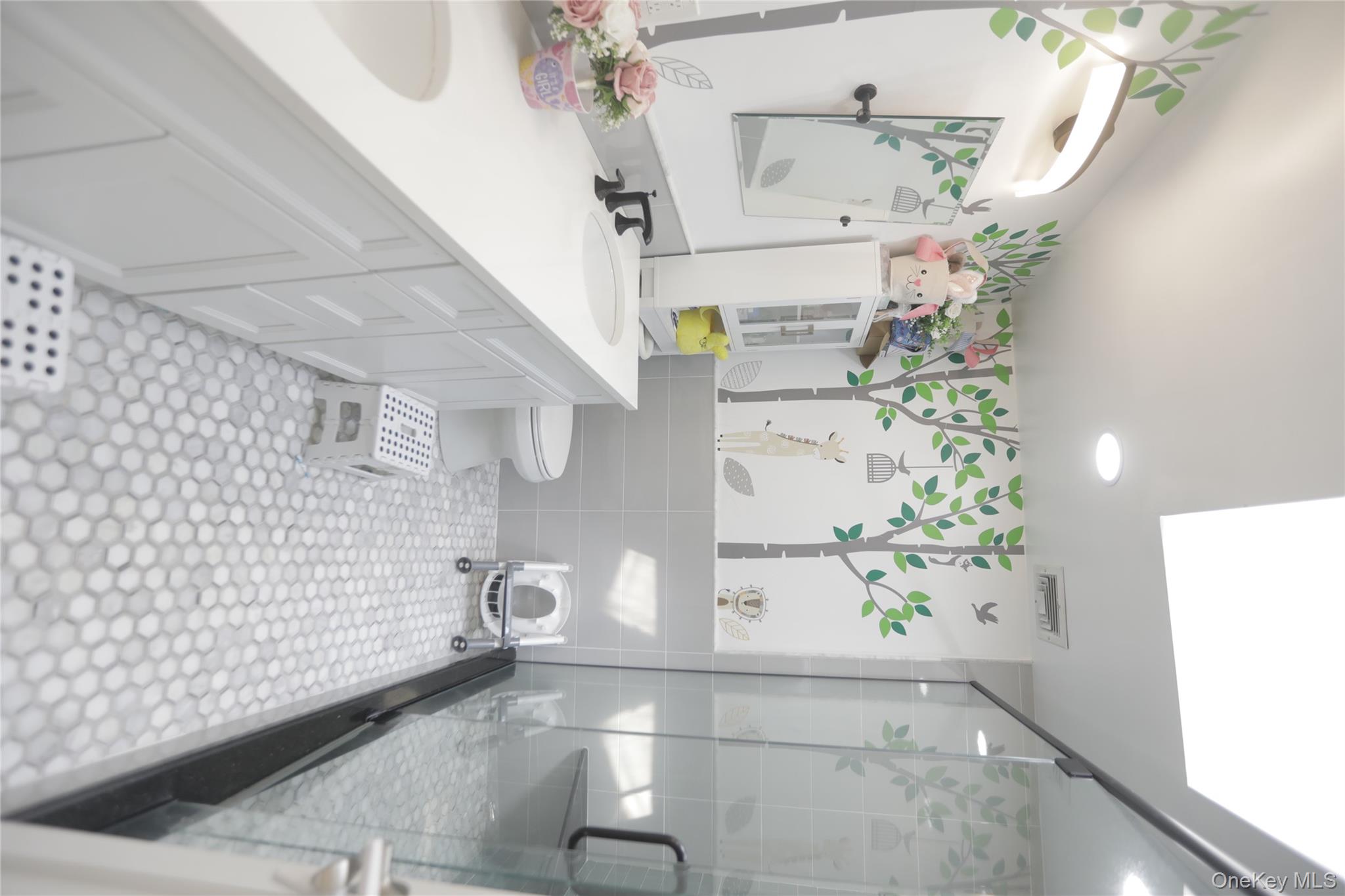 #9 photo, 4488 Merrick Road, ナッソー郡 Massapequa , NY 11758