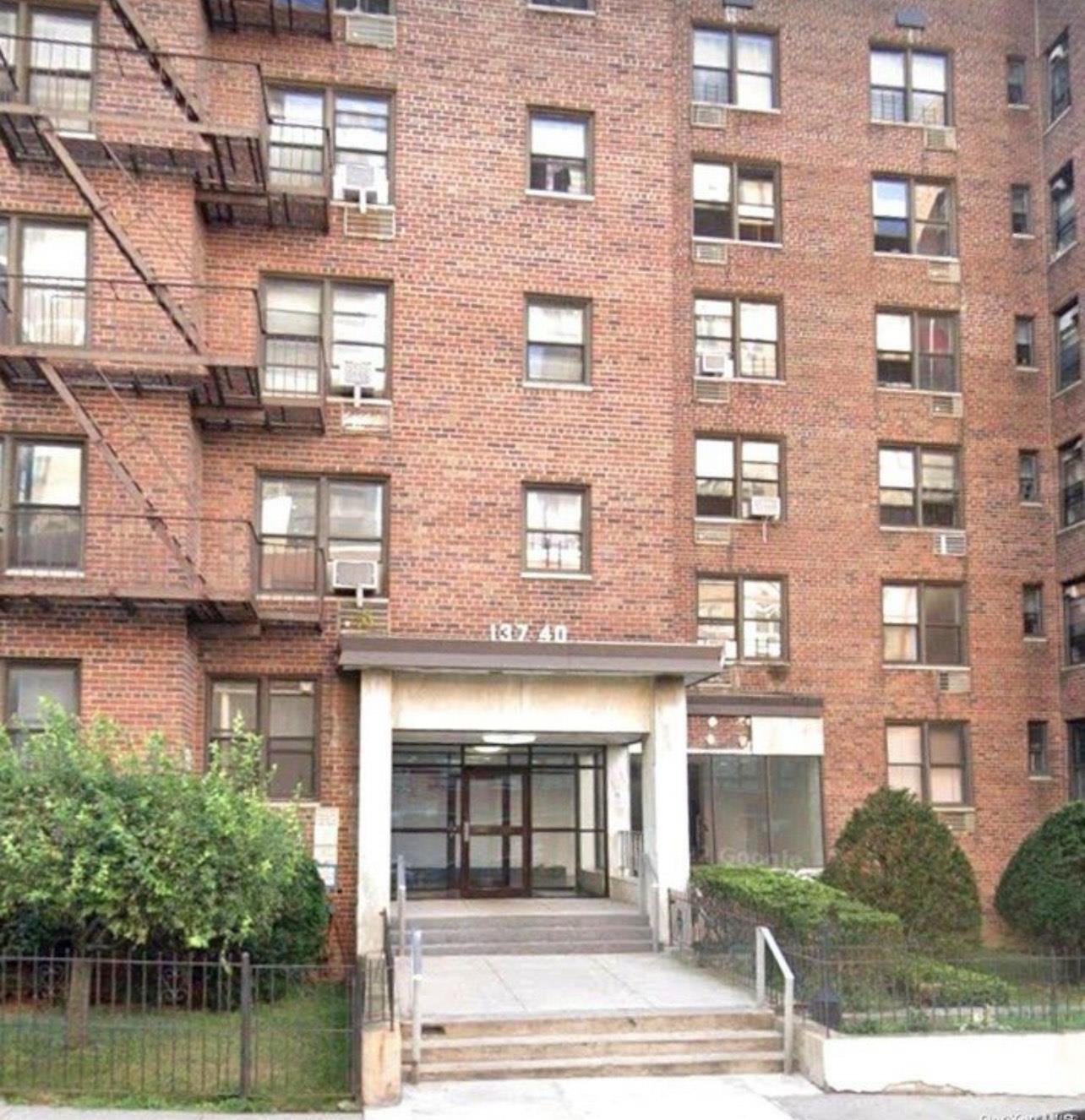 #1 photo, 137-40 45th Avenue, 法拉盛 Flushing , NY 11355