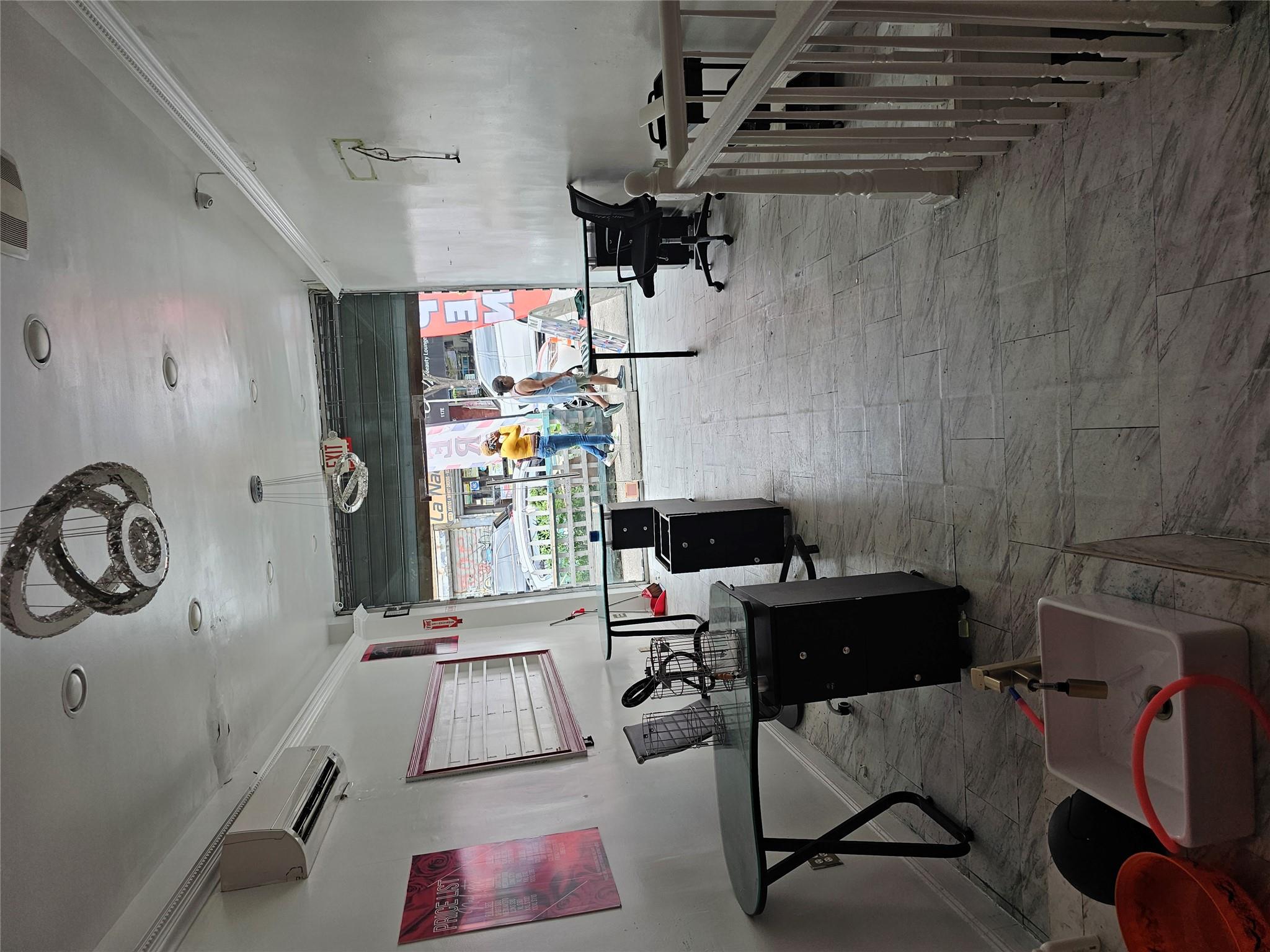 #3 photo, 114 East 183 Street, Bronx , NY 10453