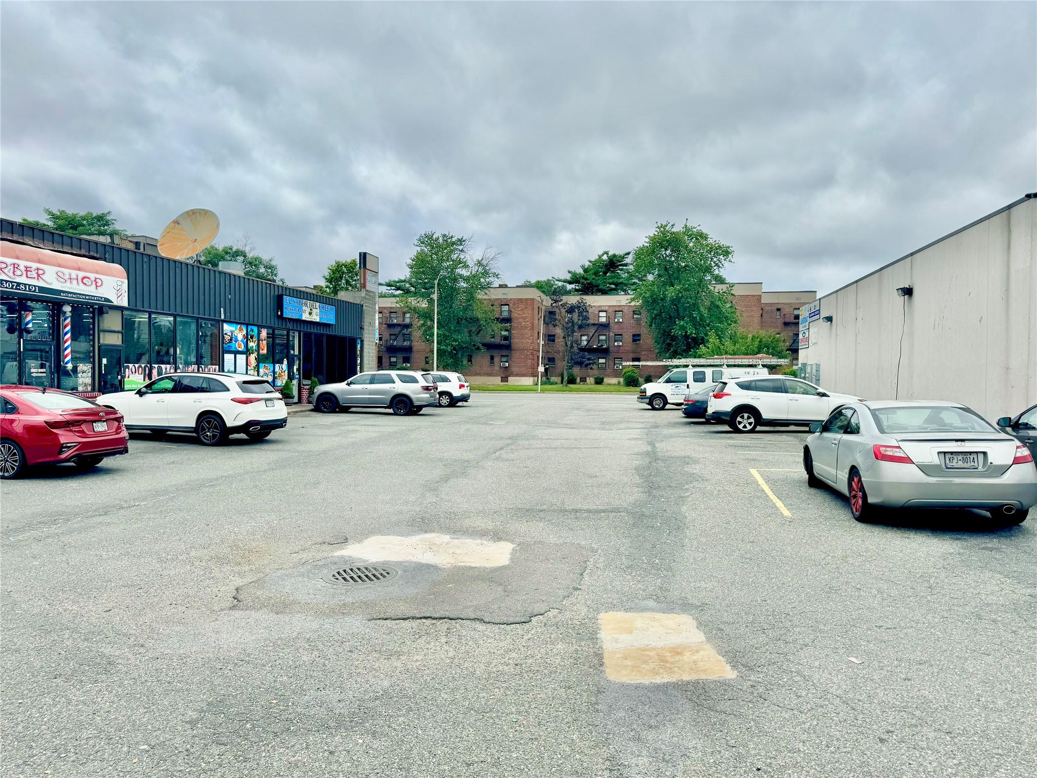 #8 photo, 46/50 Fulton Avenue, ナッソー郡 Hempstead , NY 11550