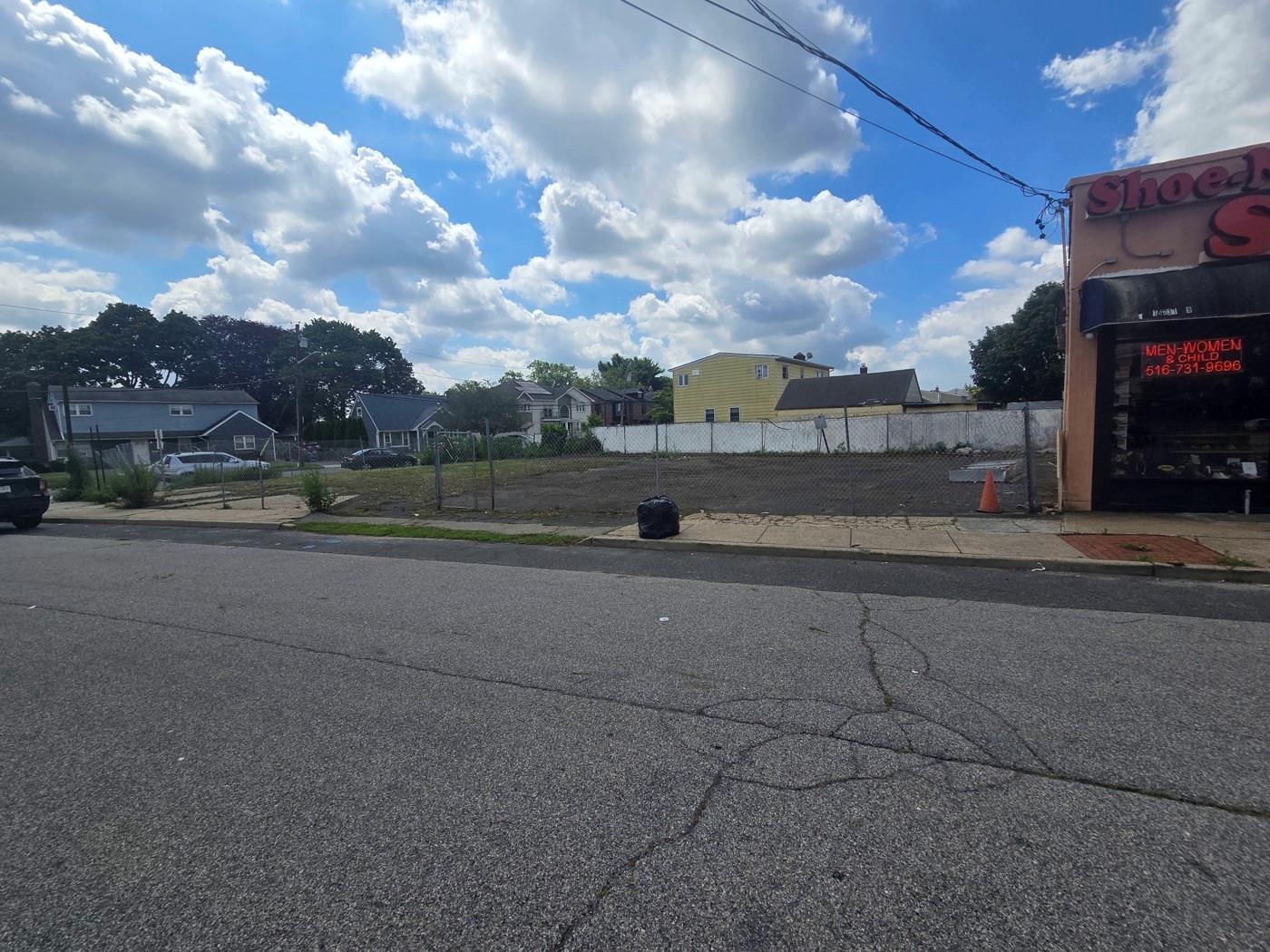 #10 photo, 2600 Hempstead Turnpike, ナッソー郡 East Meadow , NY 11554