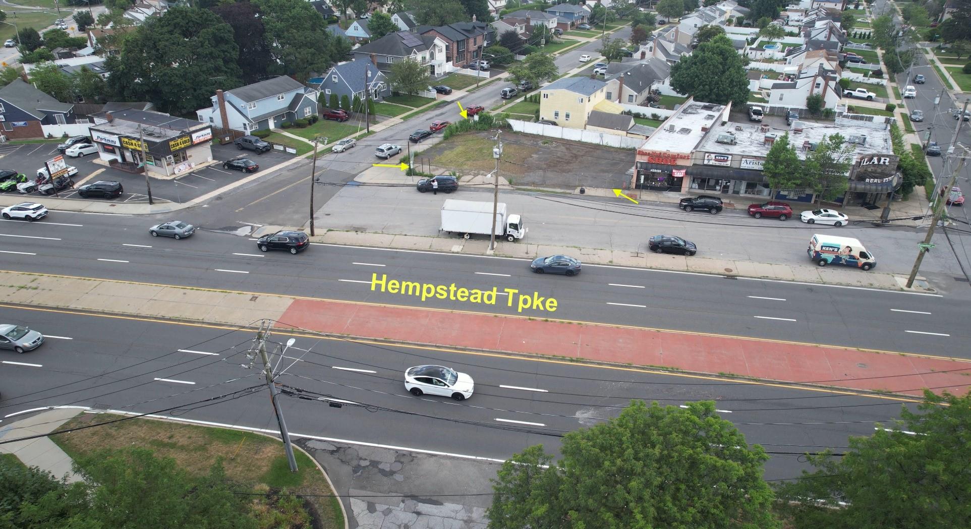 #8 photo, 2600 Hempstead Turnpike, ナッソー郡 East Meadow , NY 11554