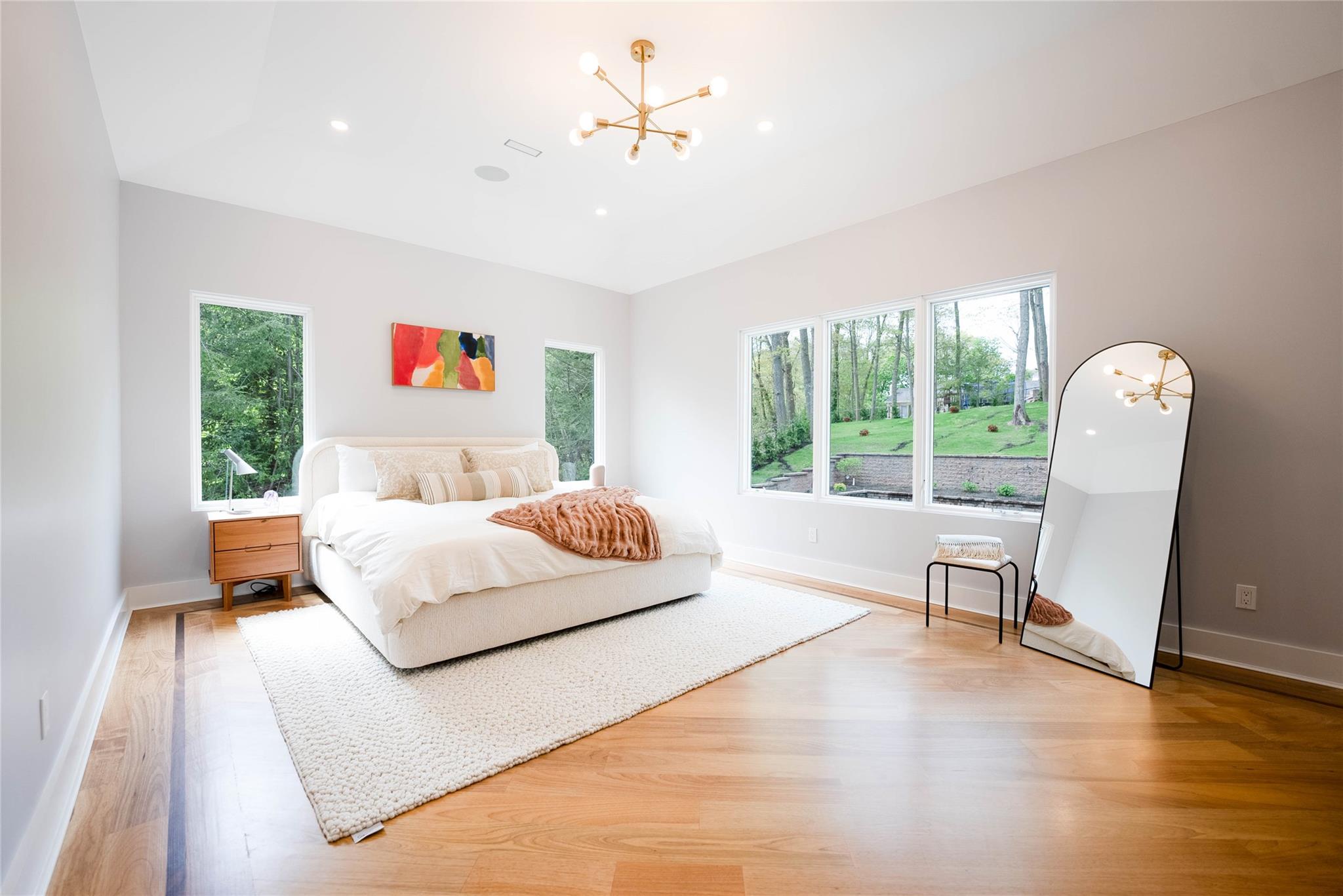 #4 photo, 156 Sugar Toms Lane, East Norwich , NY 11732