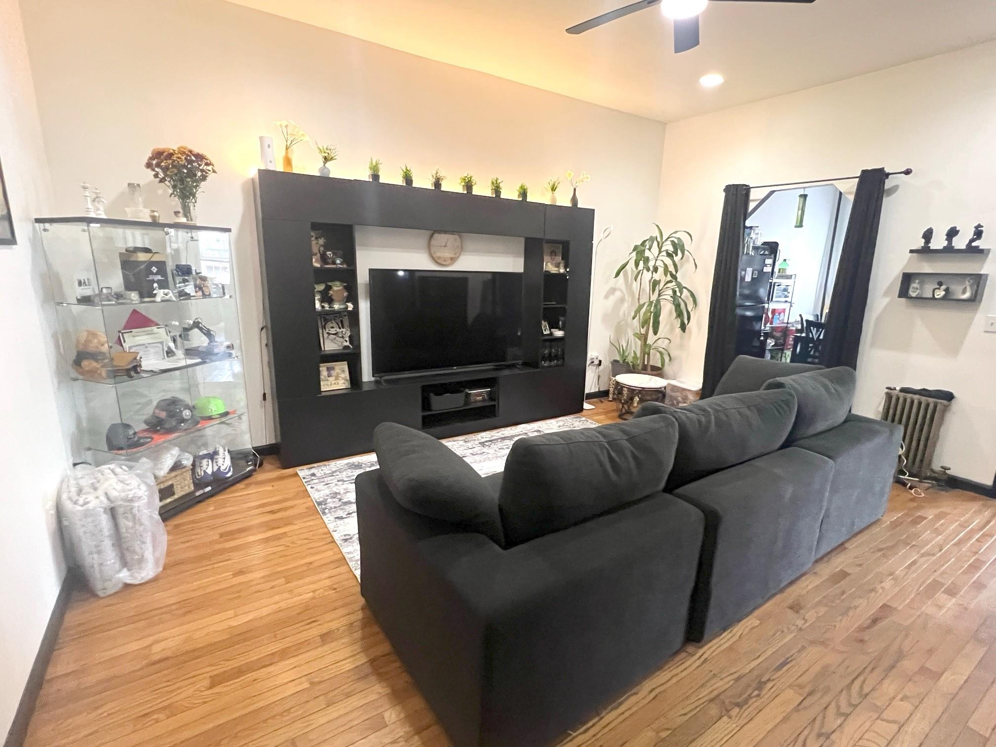 #3 photo, 170 Atkins Avenue, ブルックリン区 Brooklyn , NY 11208