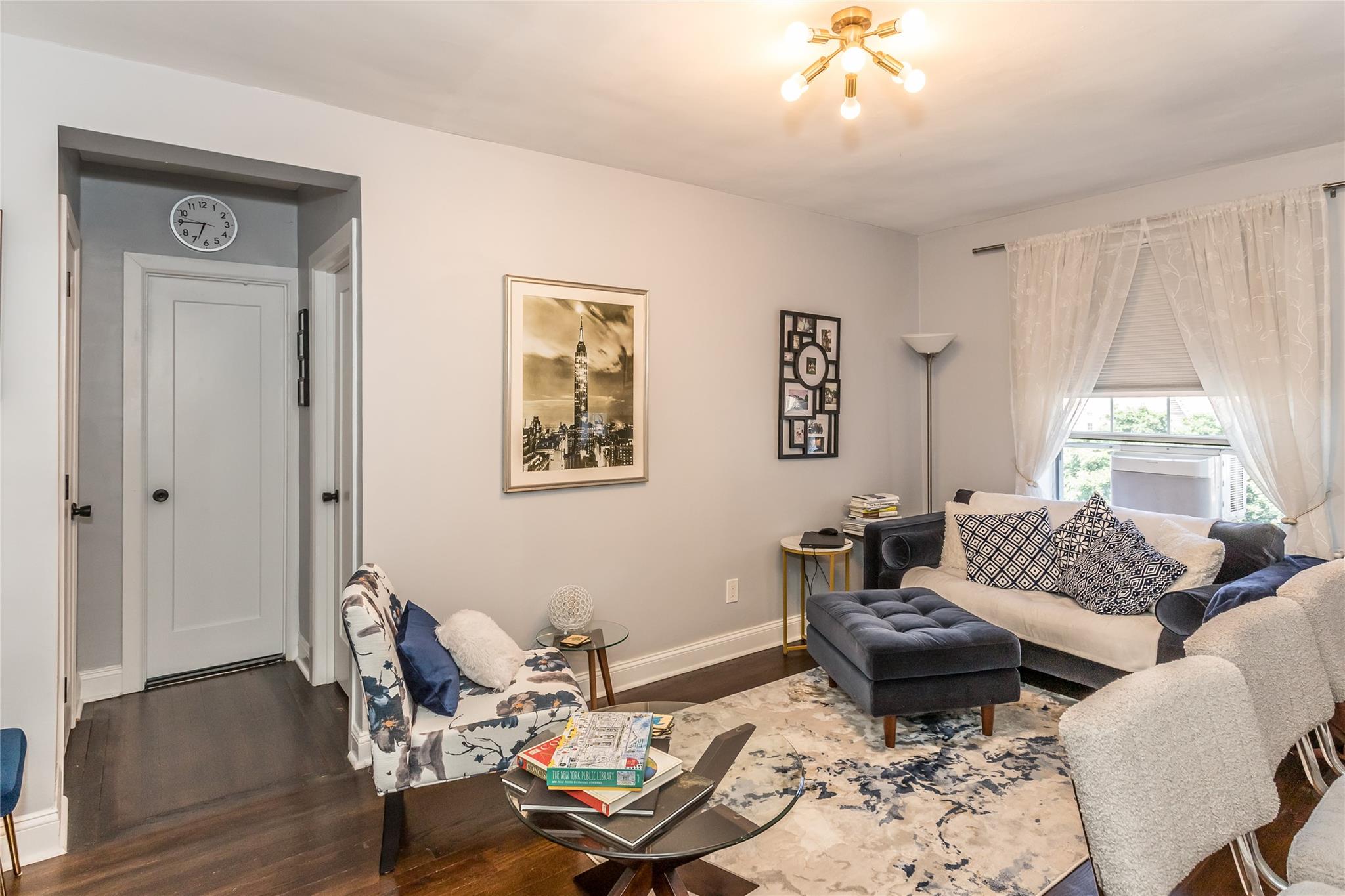 #2 photo, 30-47 Hobart Street, Woodside , NY 11377