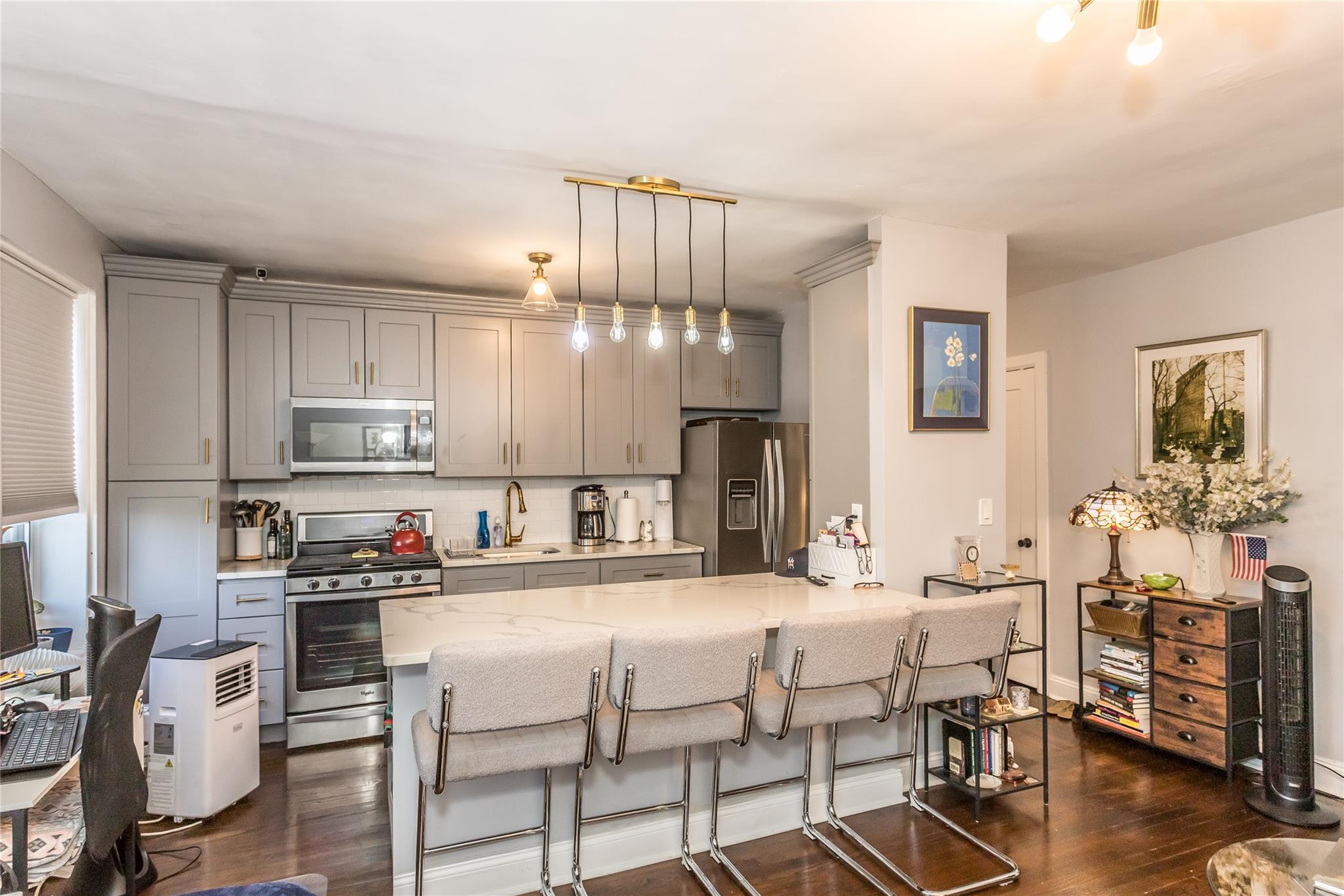 #6 photo, 30-47 Hobart Street, Woodside , NY 11377