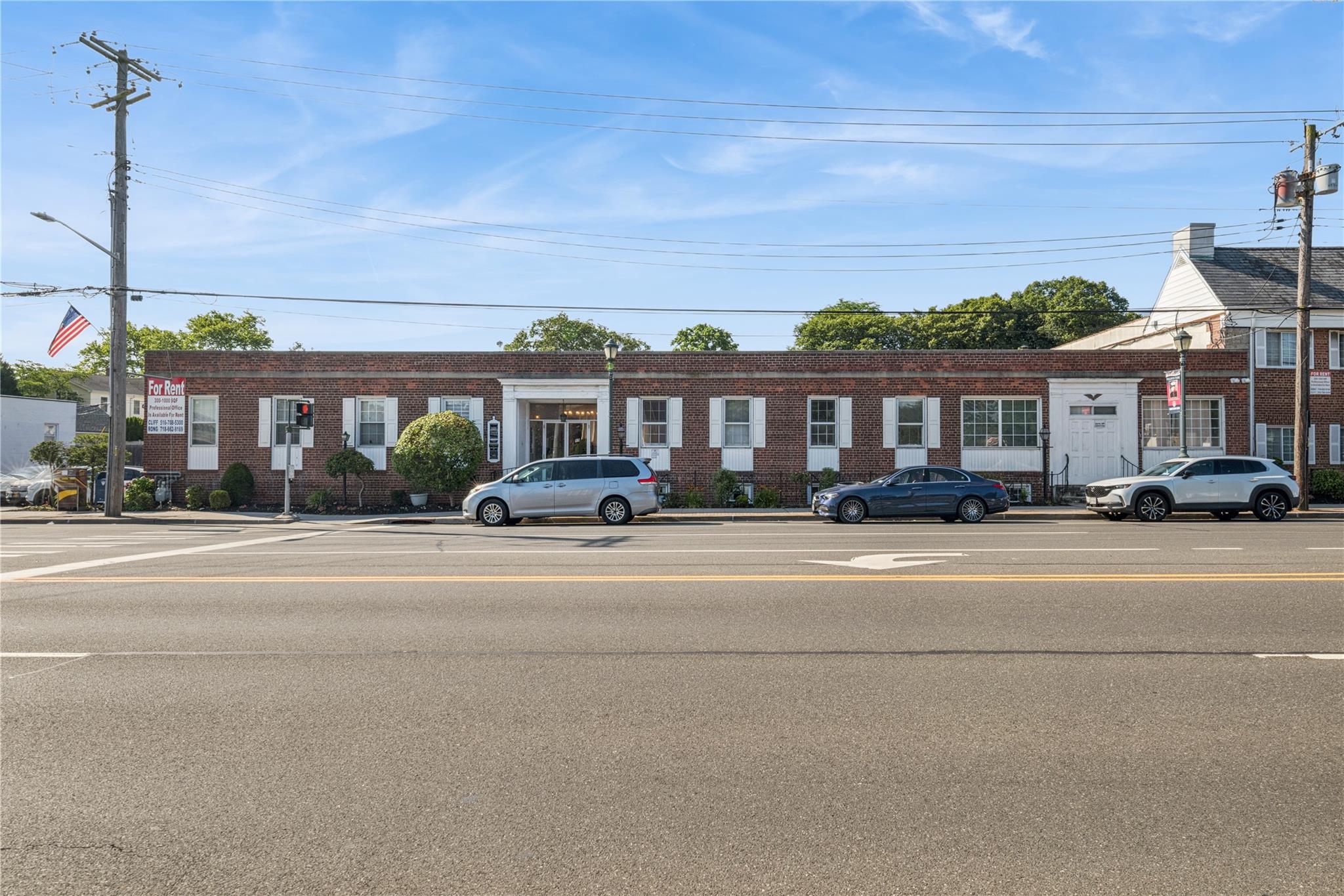 #2 photo, 99 Hillside Ave, Williston Park , NY 11040