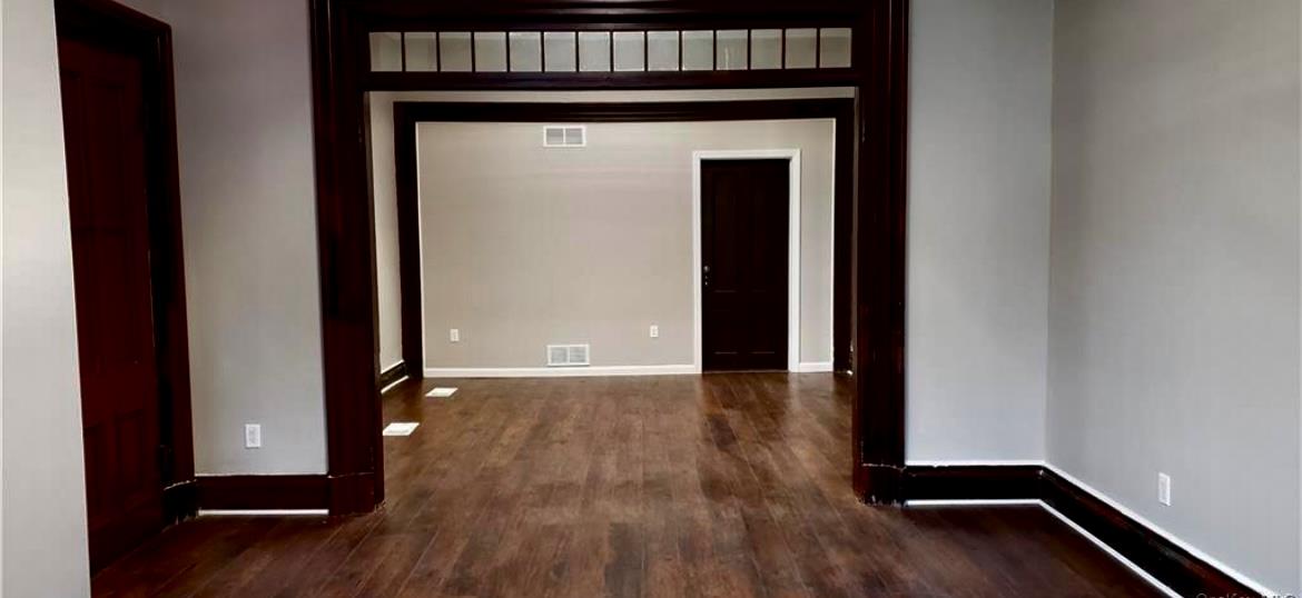 #4 photo, 12 Washington Street, Middletown , NY 10940