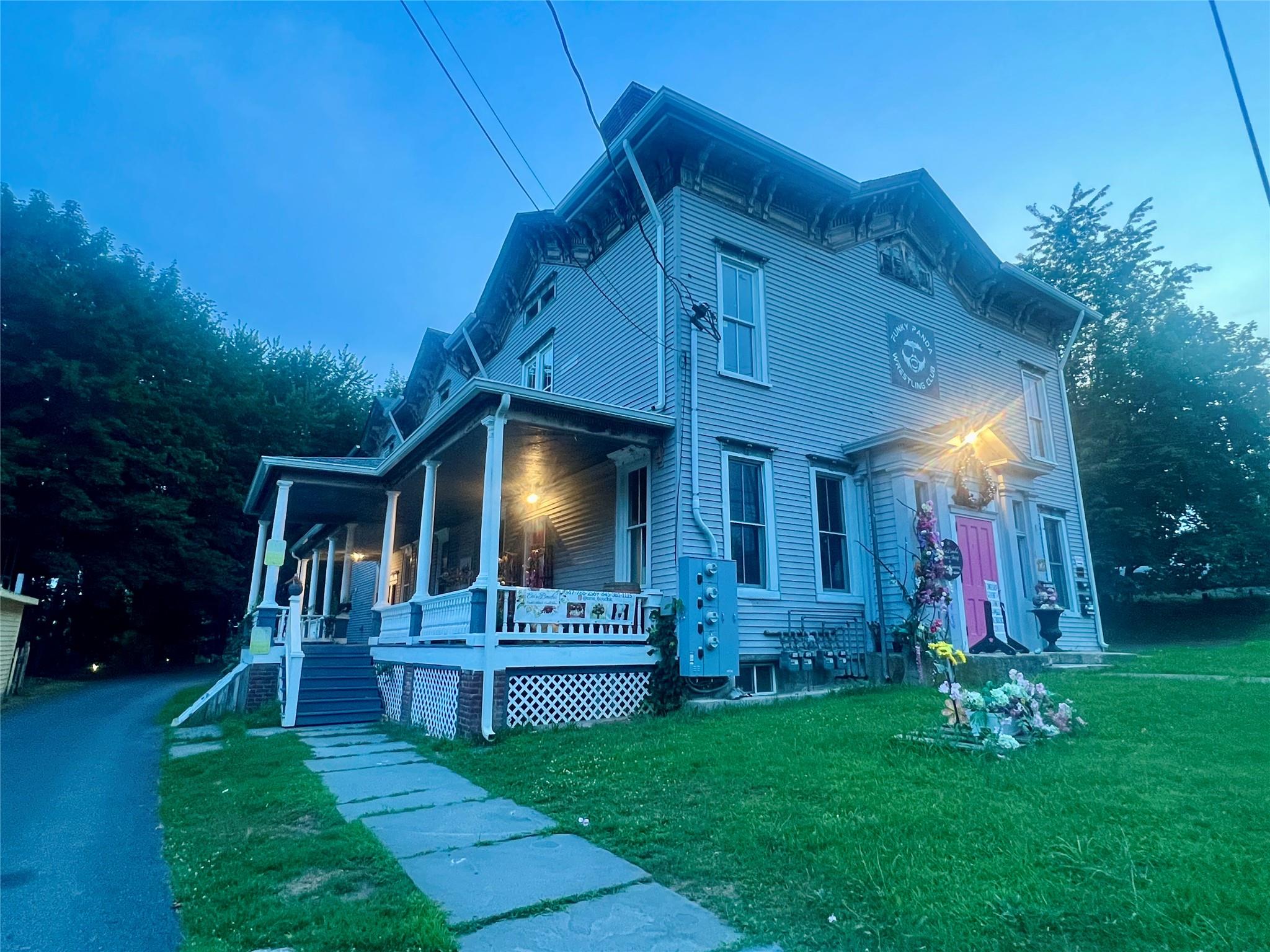 #7 photo, 12 Washington Street, Middletown , NY 10940