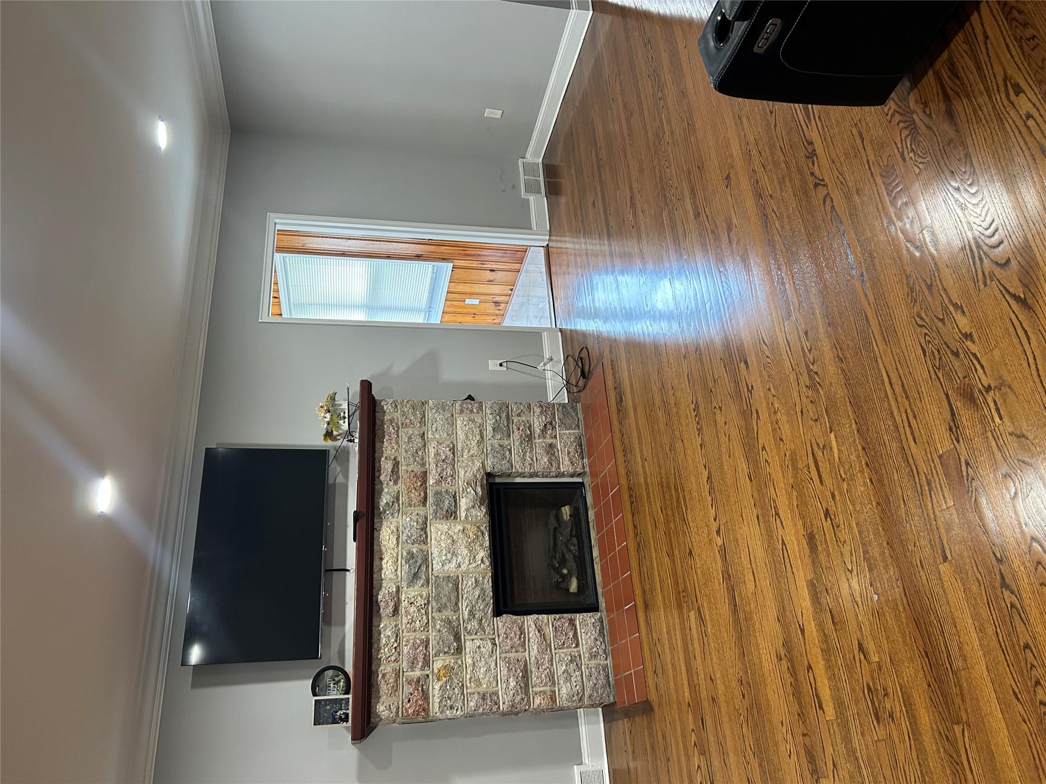 #5 photo, 65 Valley Avenue, Newburgh , NY 12550