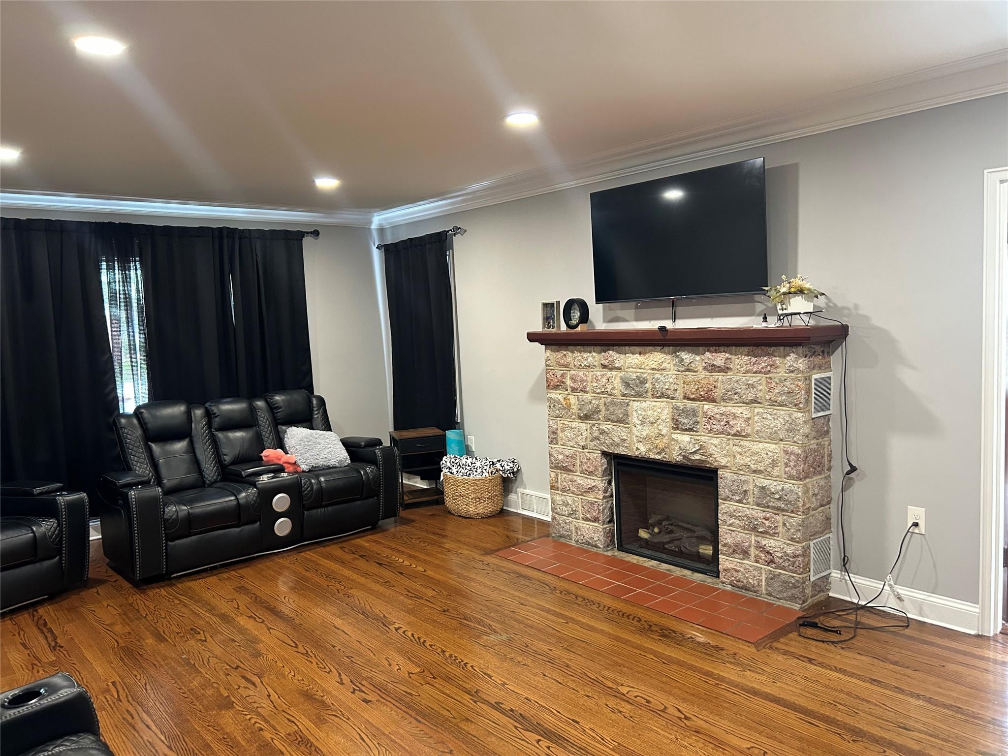 #6 photo, 65 Valley Avenue, Newburgh , NY 12550