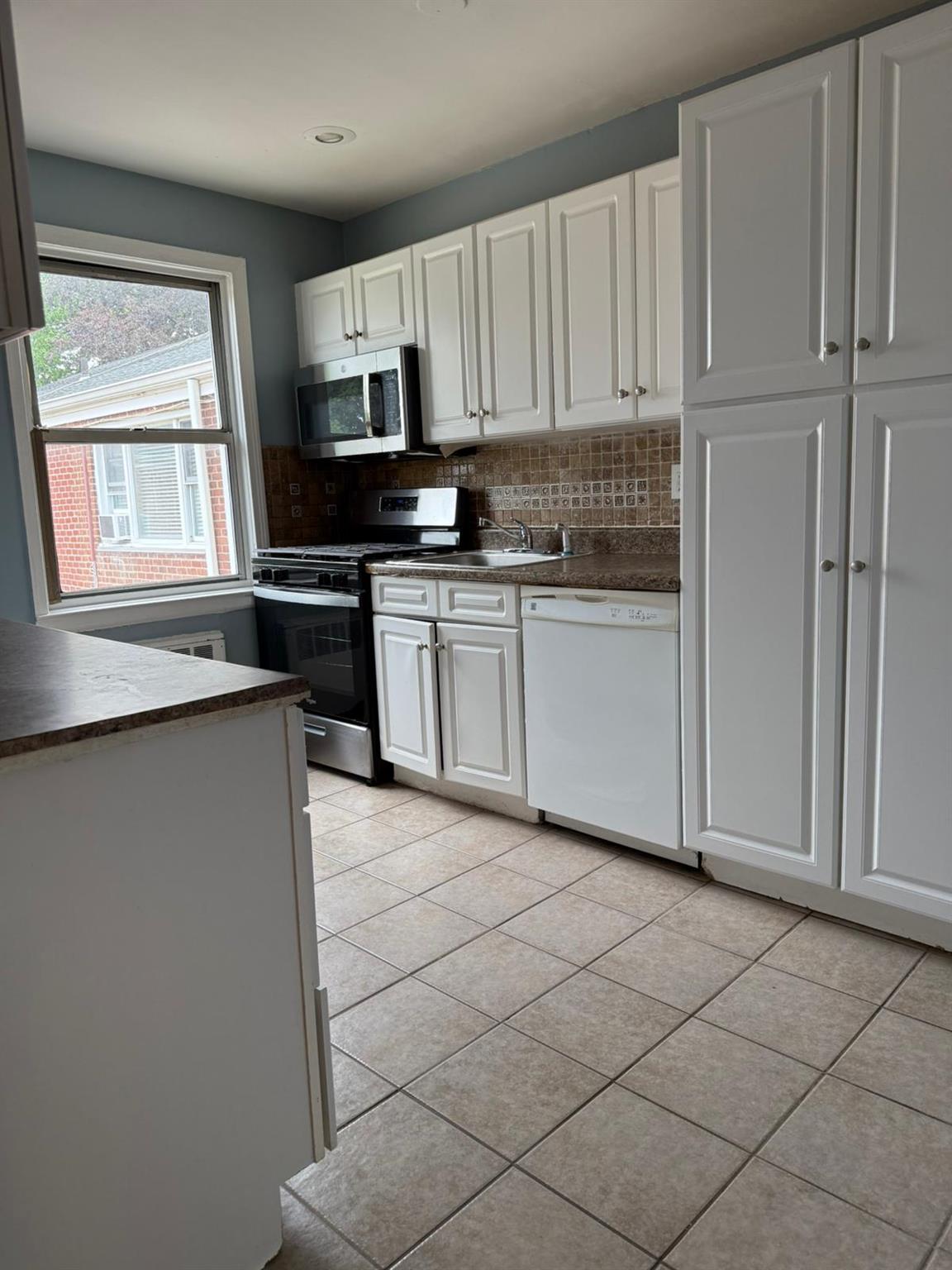 #5 photo, 205 West Post Road, White Plains , NY 10606