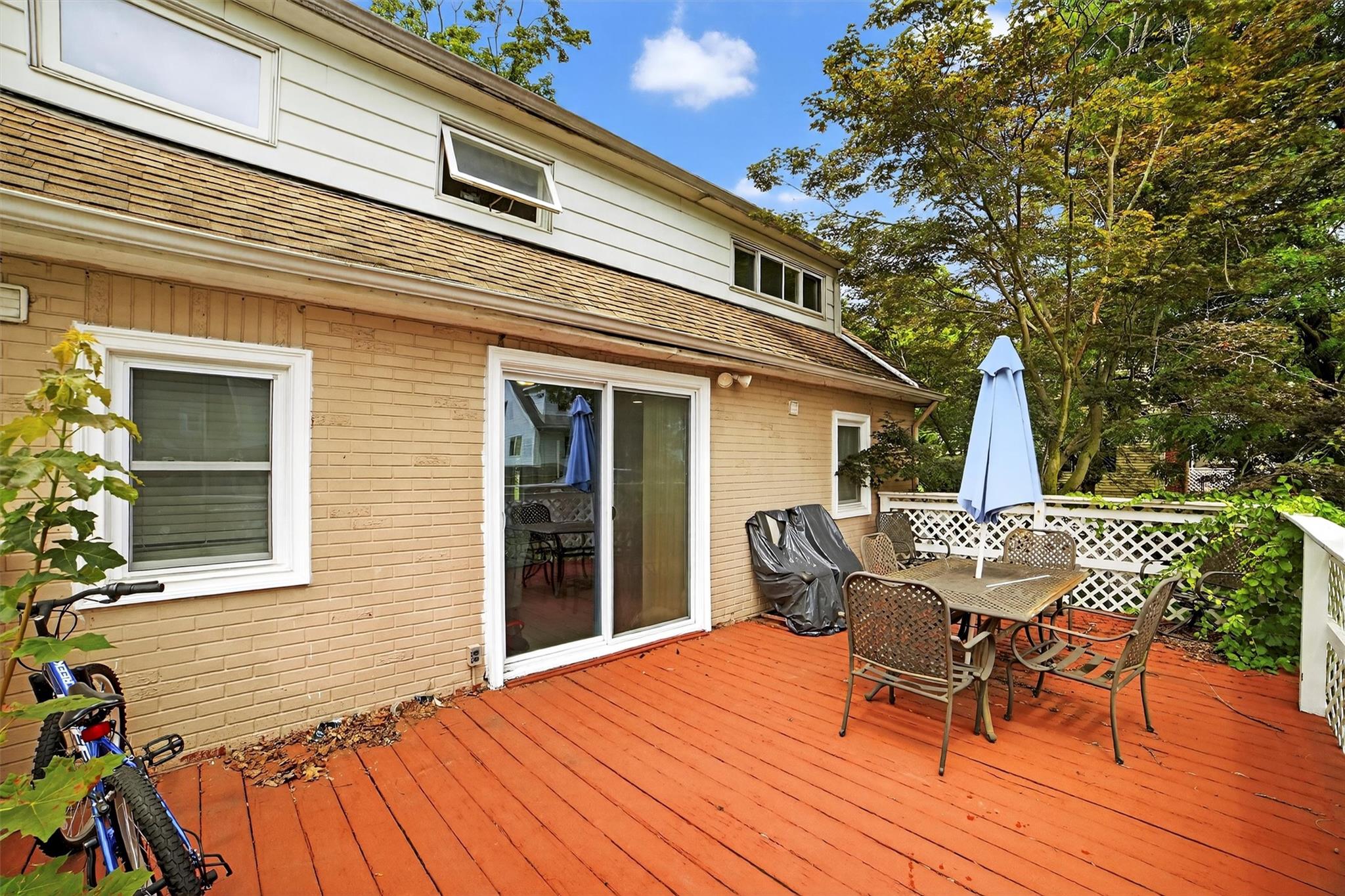 #16 photo, 98 N Evarts Avenue, Elmsford , NY 10523