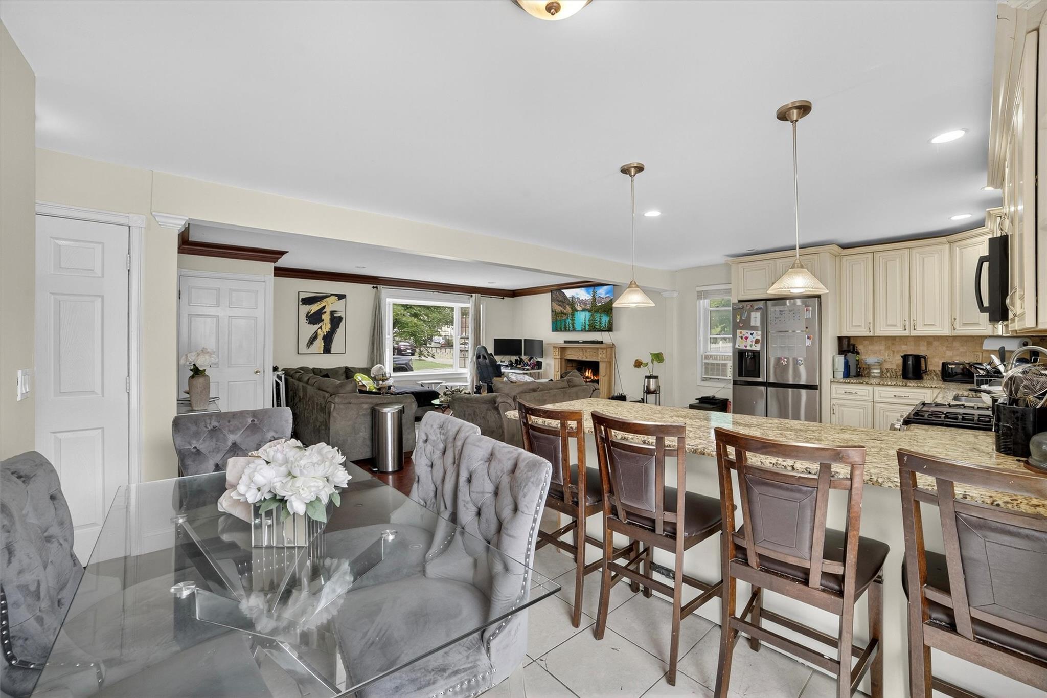 #7 photo, 98 N Evarts Avenue, Elmsford , NY 10523