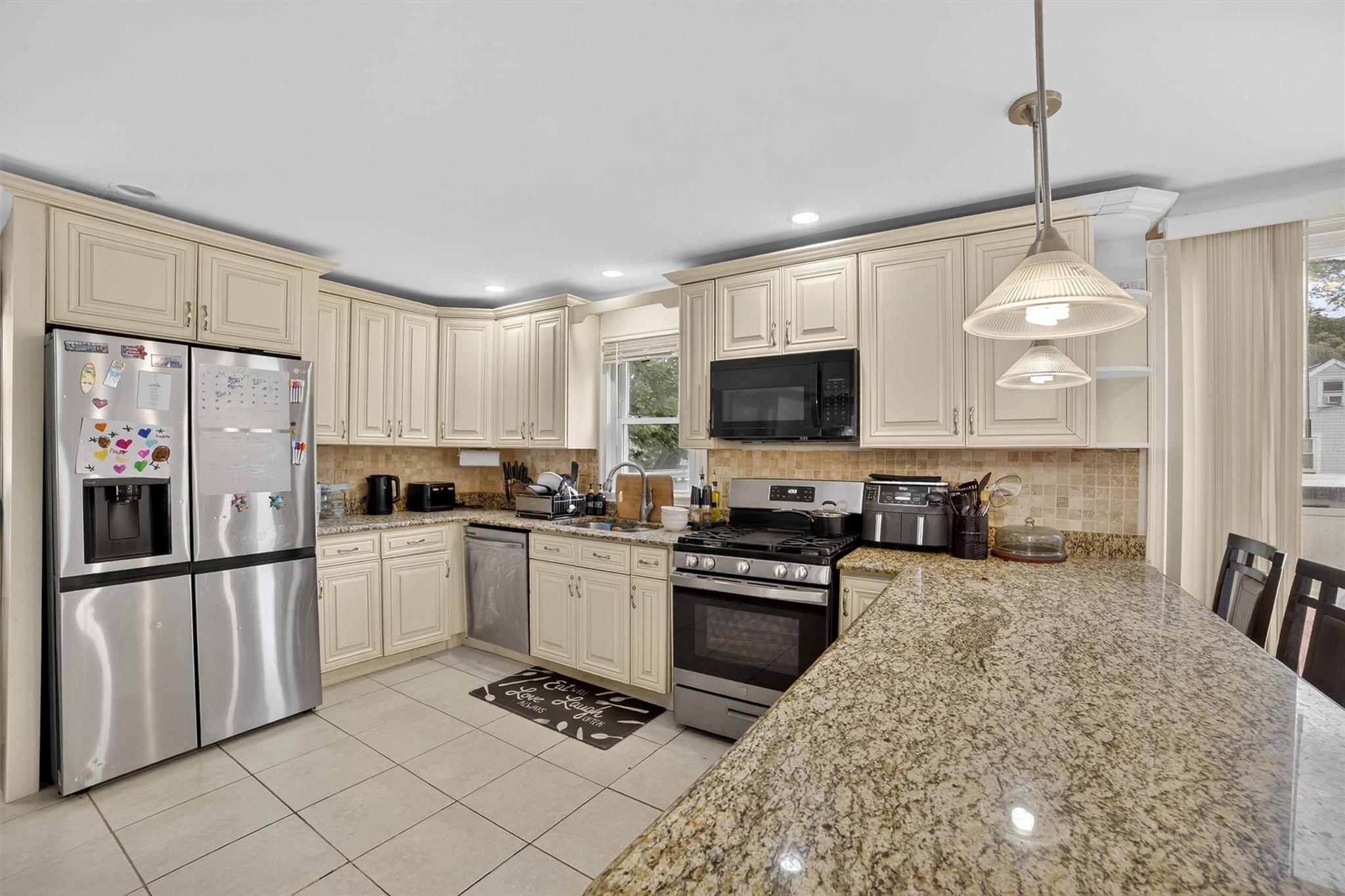 #8 photo, 98 N Evarts Avenue, Elmsford , NY 10523