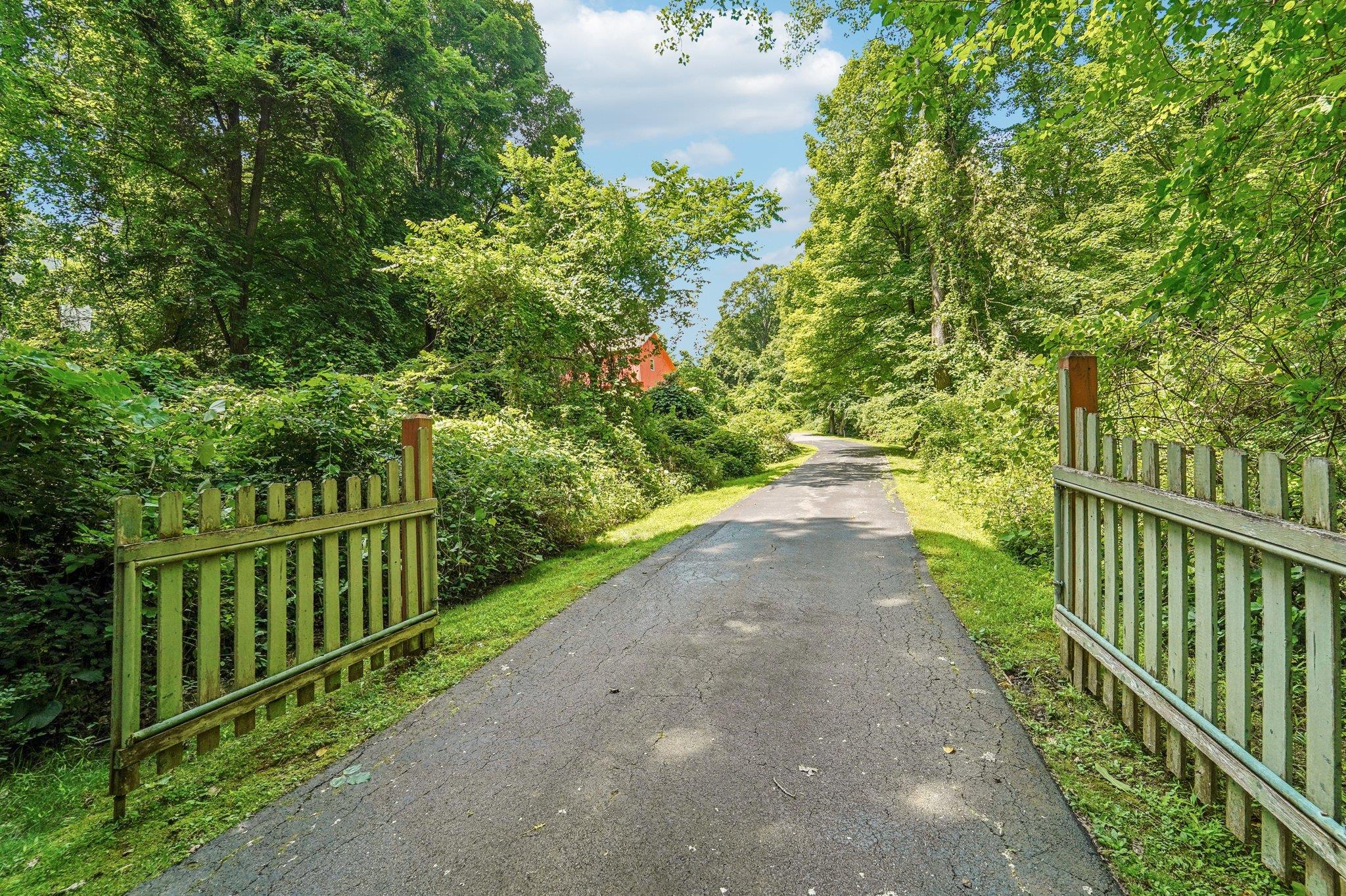 #1 photo, 233 Nichols Street, 紐約州 Carmel , NY 10512