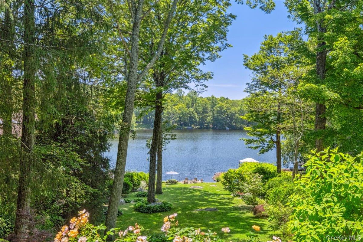 #1 photo, 342 Lake Shore Road, 紐約州 Putnam Valley , NY 10579