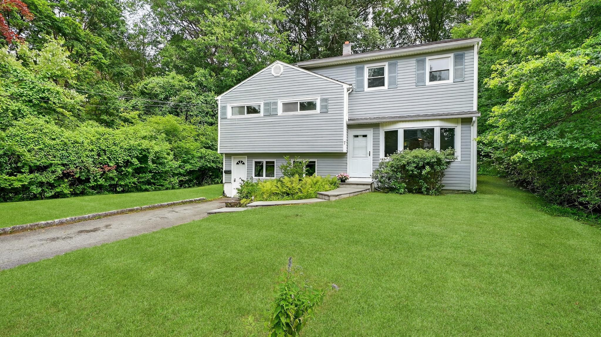 #1 photo, 7 Kings Lane, 紐約州 Montrose , NY 10548