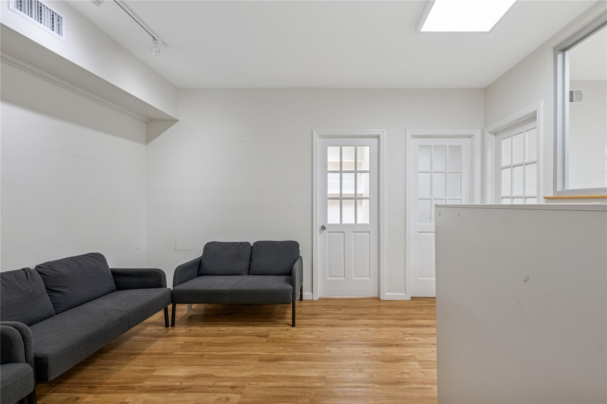 #2 photo, 99 Hillside Avenue, ナッソー郡 Williston Park , NY 11596