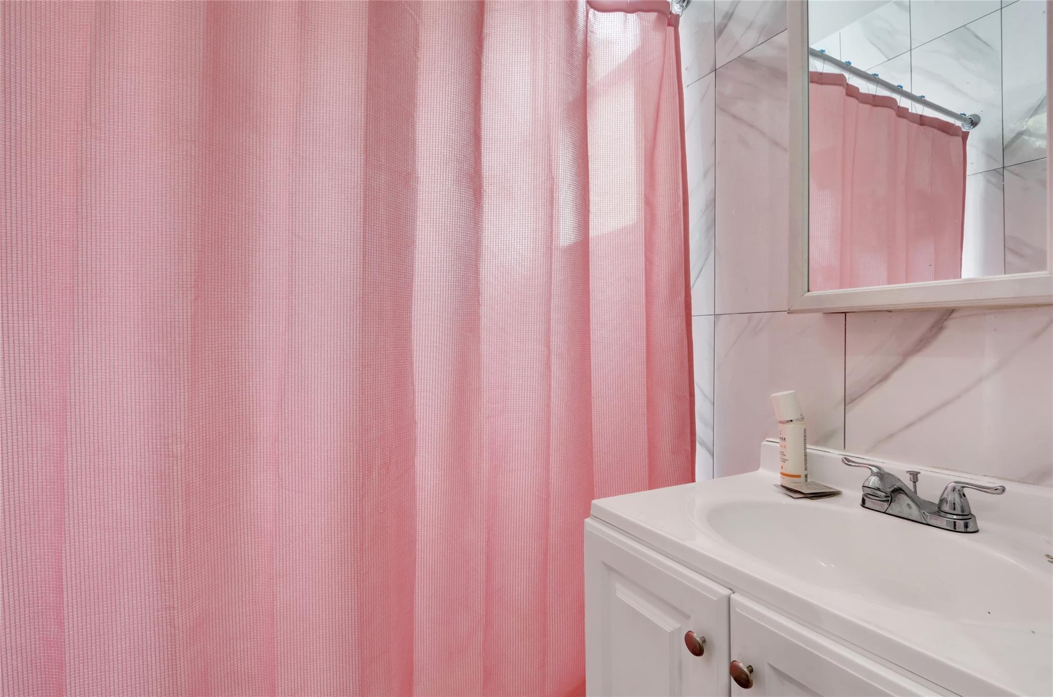 #19 photo, 11915 101st Avenue, クイーンズ区 Richmond Hill S. , NY 11419