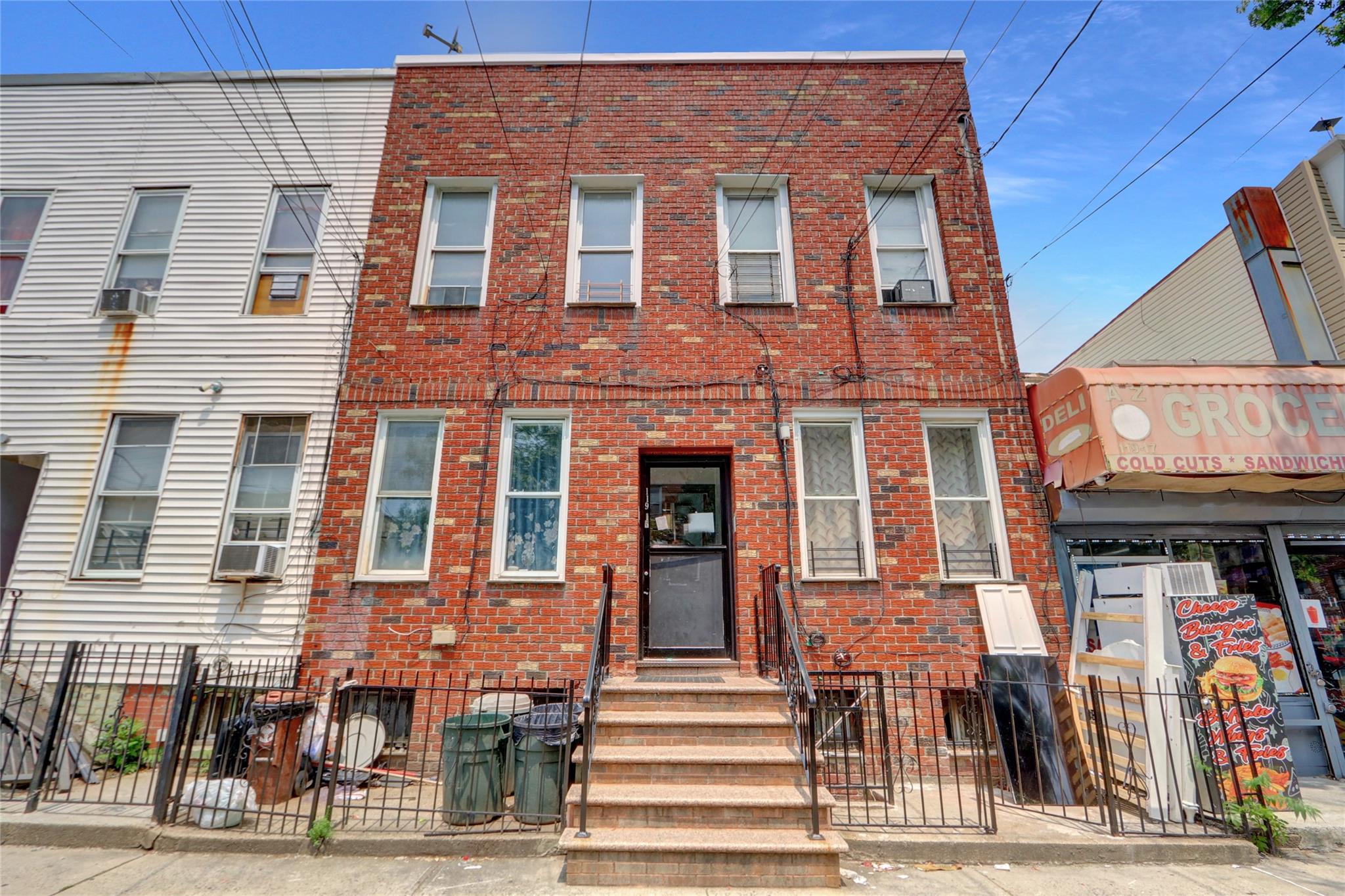 #2 photo, 11915 101st Avenue, クイーンズ区 Richmond Hill S. , NY 11419