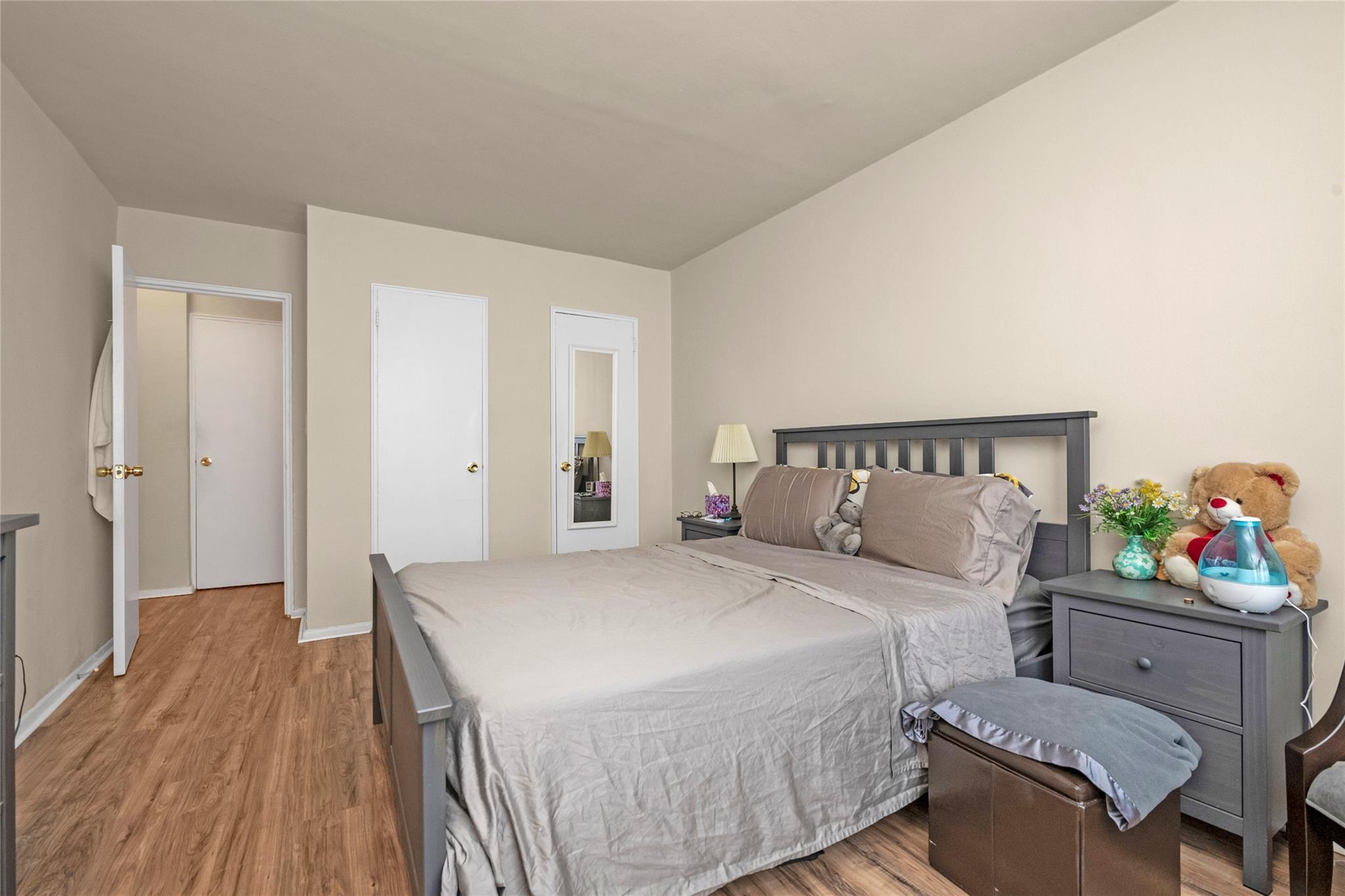 #9 photo, 84-25 118th Street, クイーンズ区 Kew Gardens , NY 11415