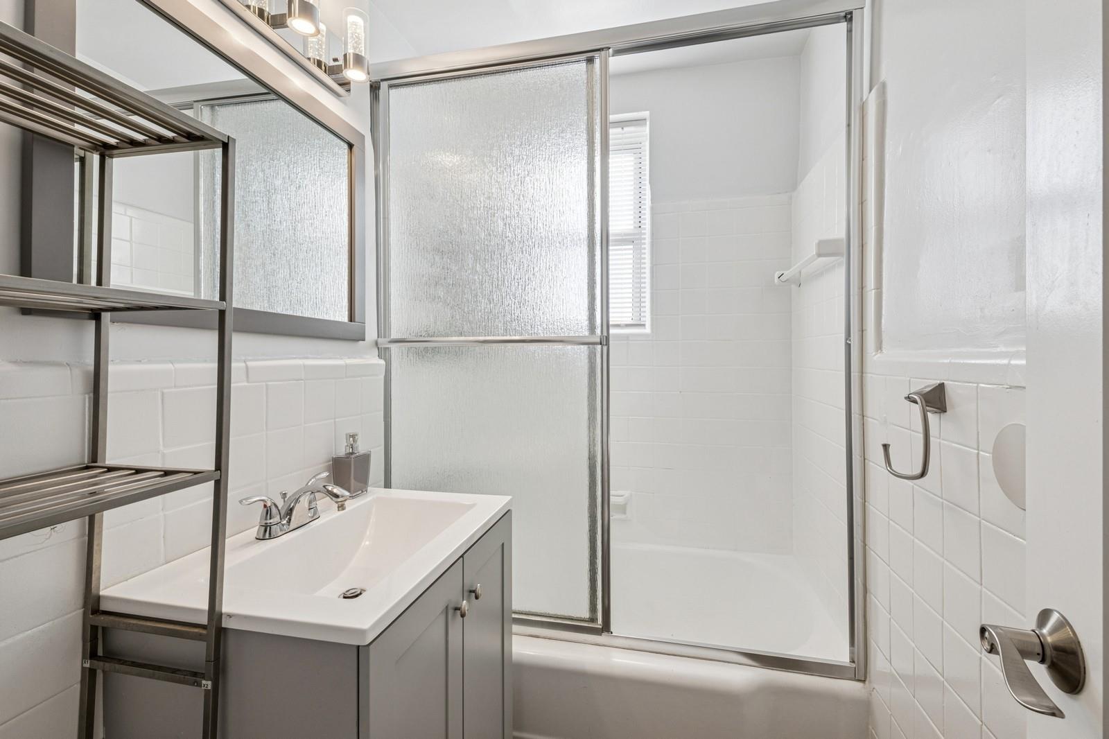 #15 photo, 1430 Seagirt Boulevard, Far Rockaway , NY 11691