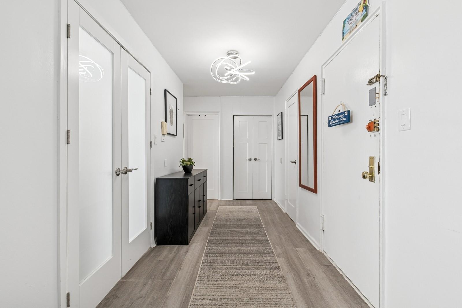 #9 photo, 1430 Seagirt Boulevard, Far Rockaway , NY 11691