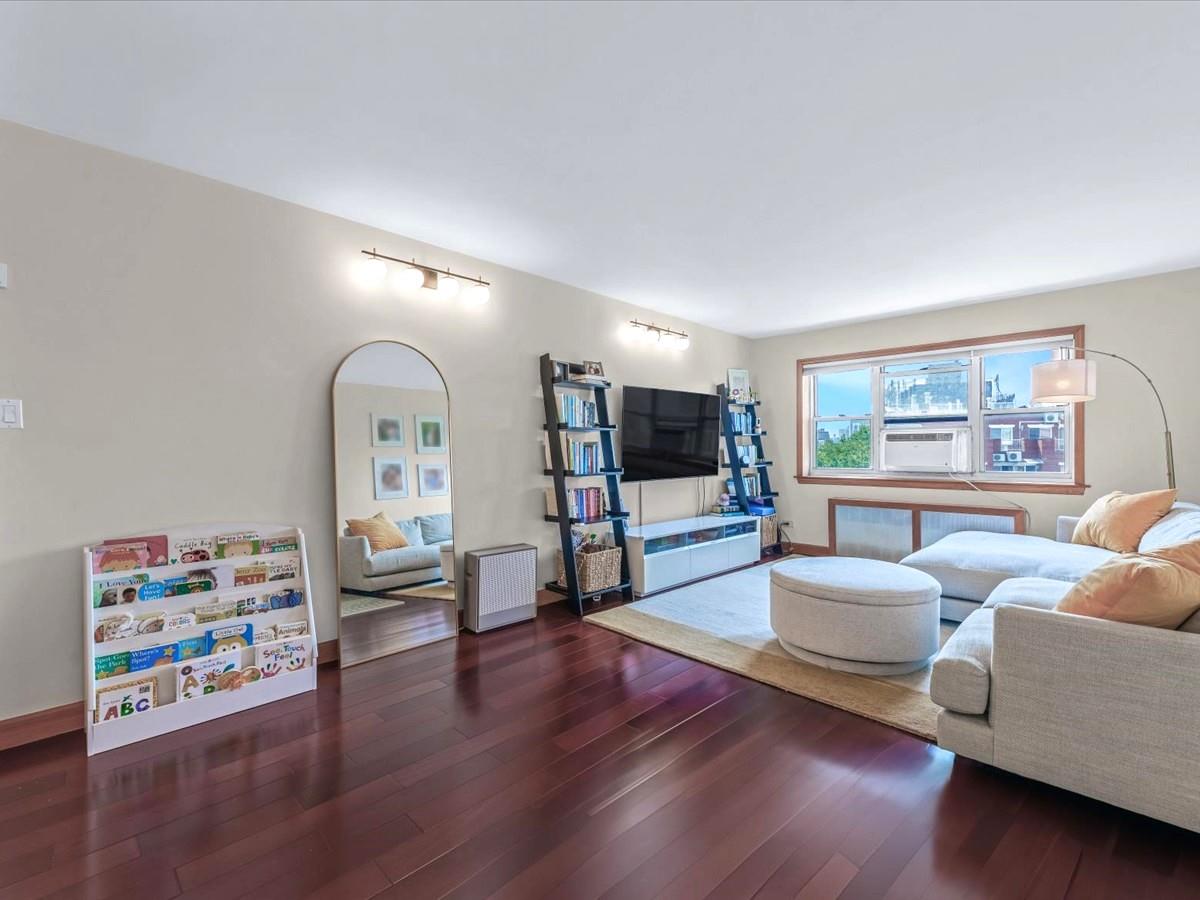 #12 photo, 29-49 137th Street, Flushing , NY 11354