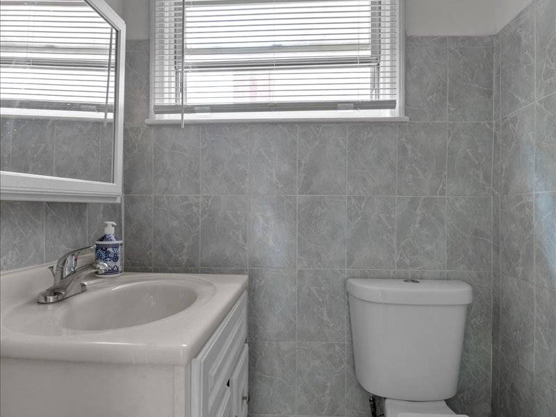 #10 photo, 130 Norfolk Street, ブルックリン区 Manhattan Beach , NY 11235