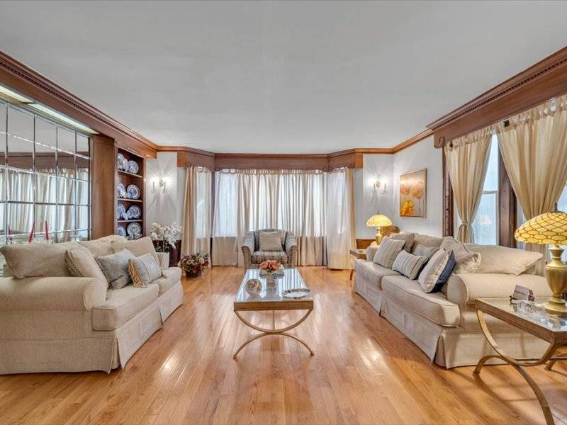 #2 photo, 130 Norfolk Street, ブルックリン区 Manhattan Beach , NY 11235