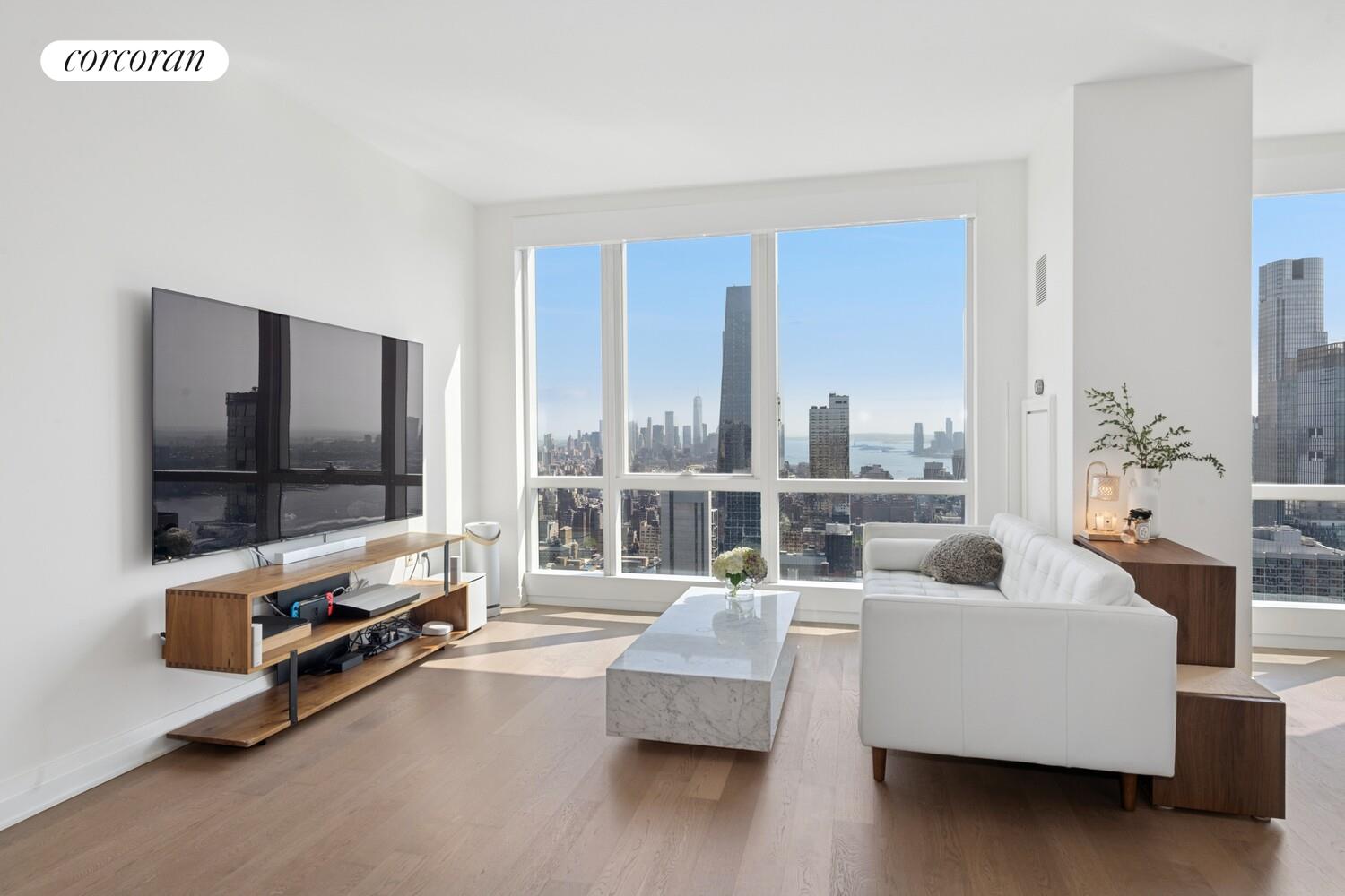 #1 photo, 460 W 42ND Street, Hells Kitchen , NY 10036