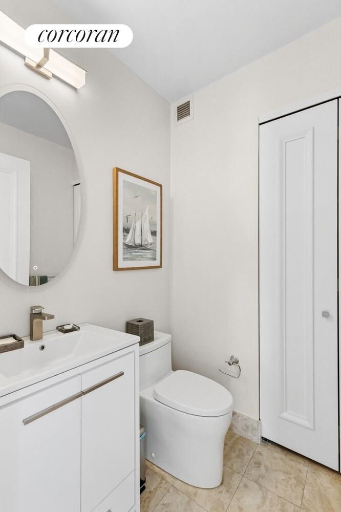 #15 photo, 10 WEST Street, マンハッタン Financial District , NY 10004