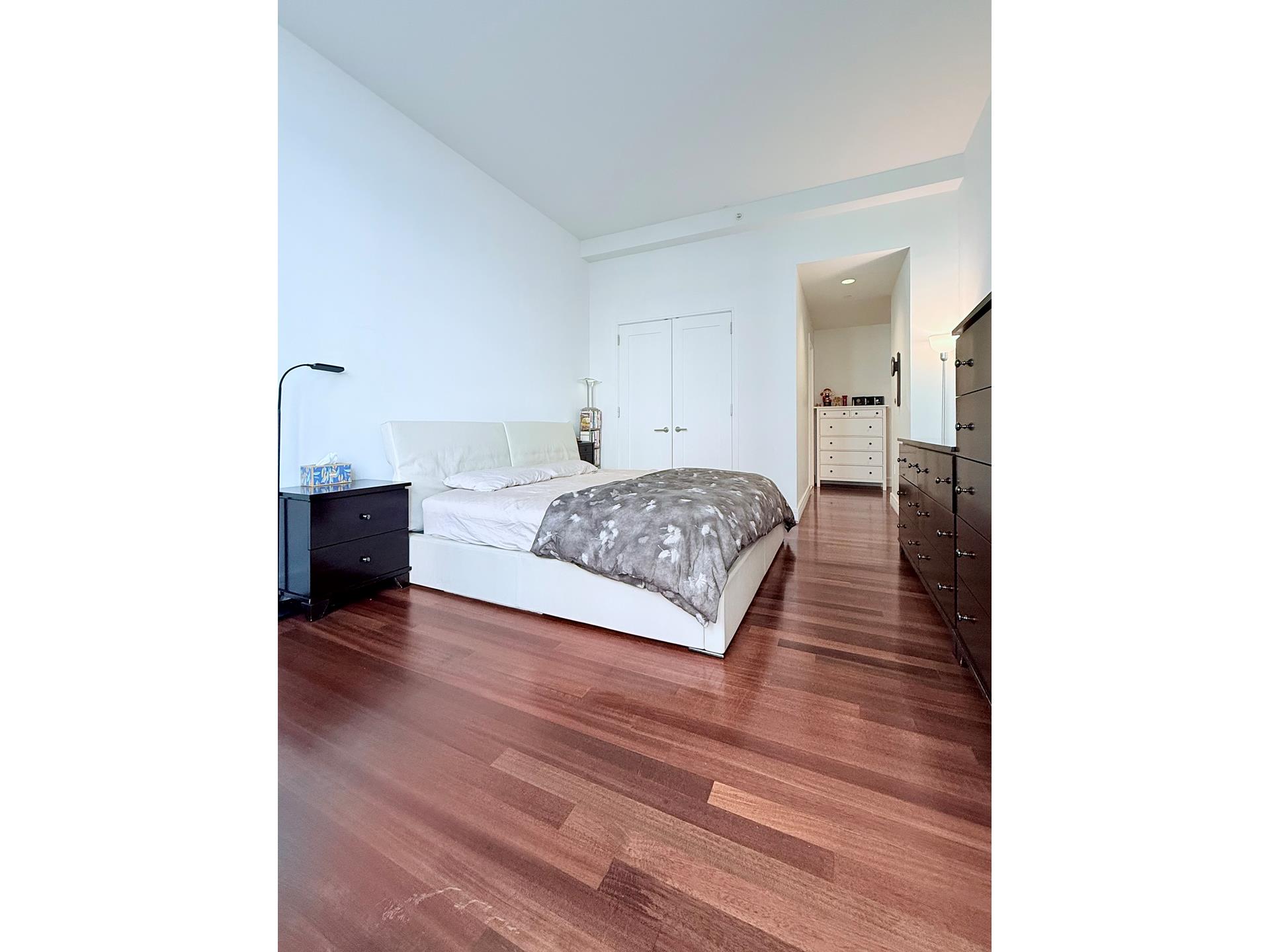 #10 photo, 30 WEST Street, マンハッタン Battery Park City , NY 10004