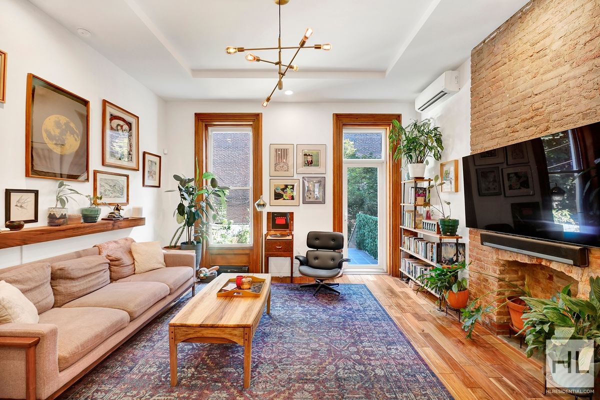#1 photo, 272 Putnam Avenue, Bedford-Stuyvesant , NY 11216