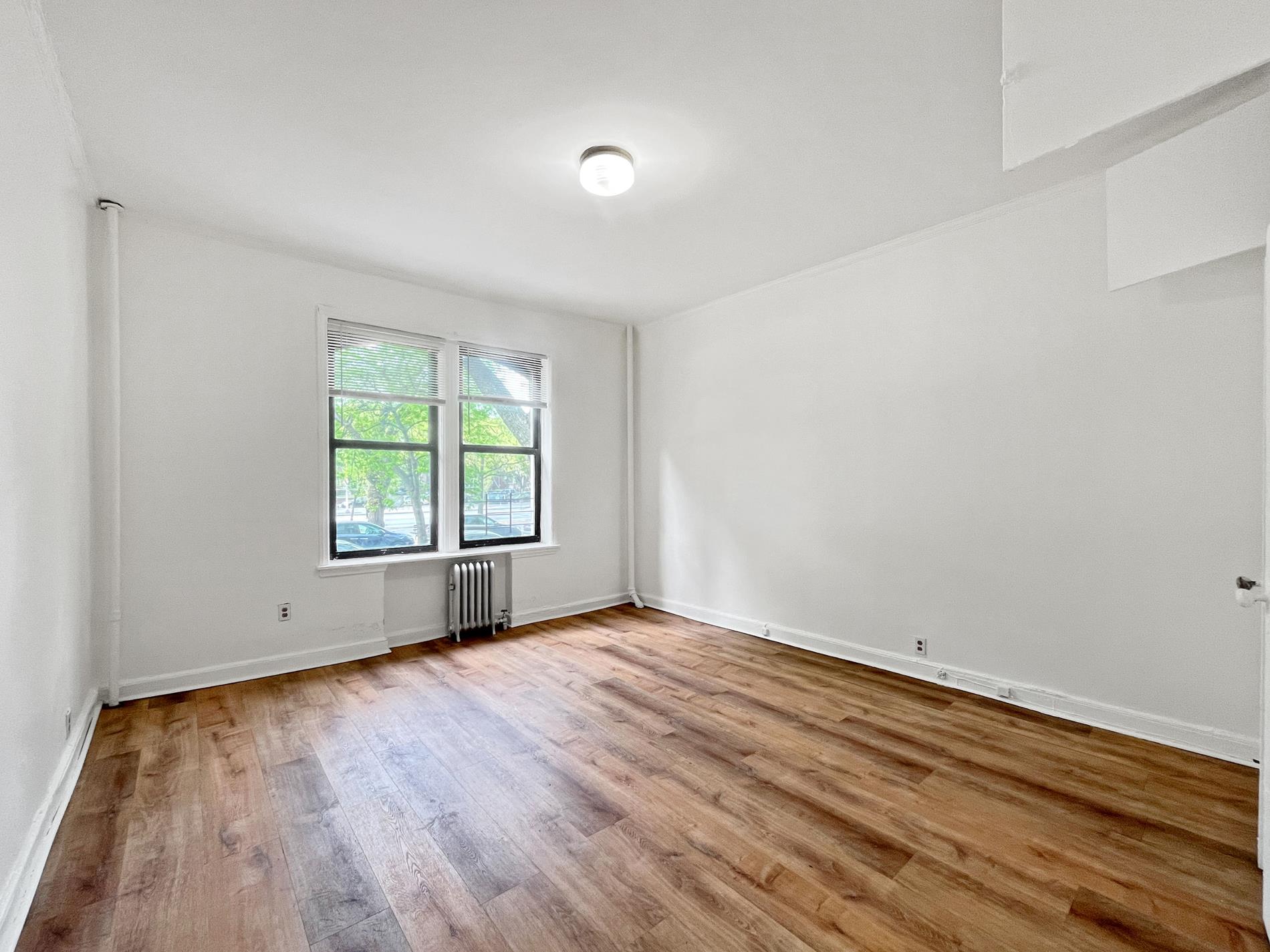 #7 photo, 773 Eastern Parkway, ブルックリン区 Crown Heights , NY 11213