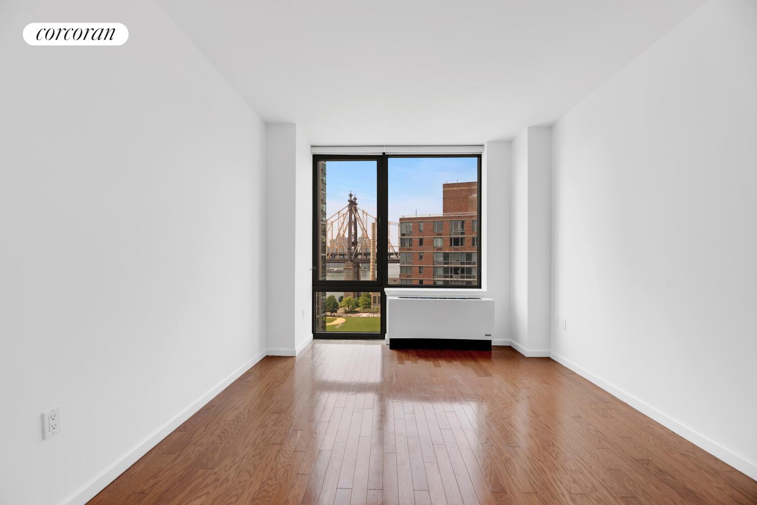 #11 photo, 455 MAIN Street, マンハッタン Roosevelt Island , NY 10044