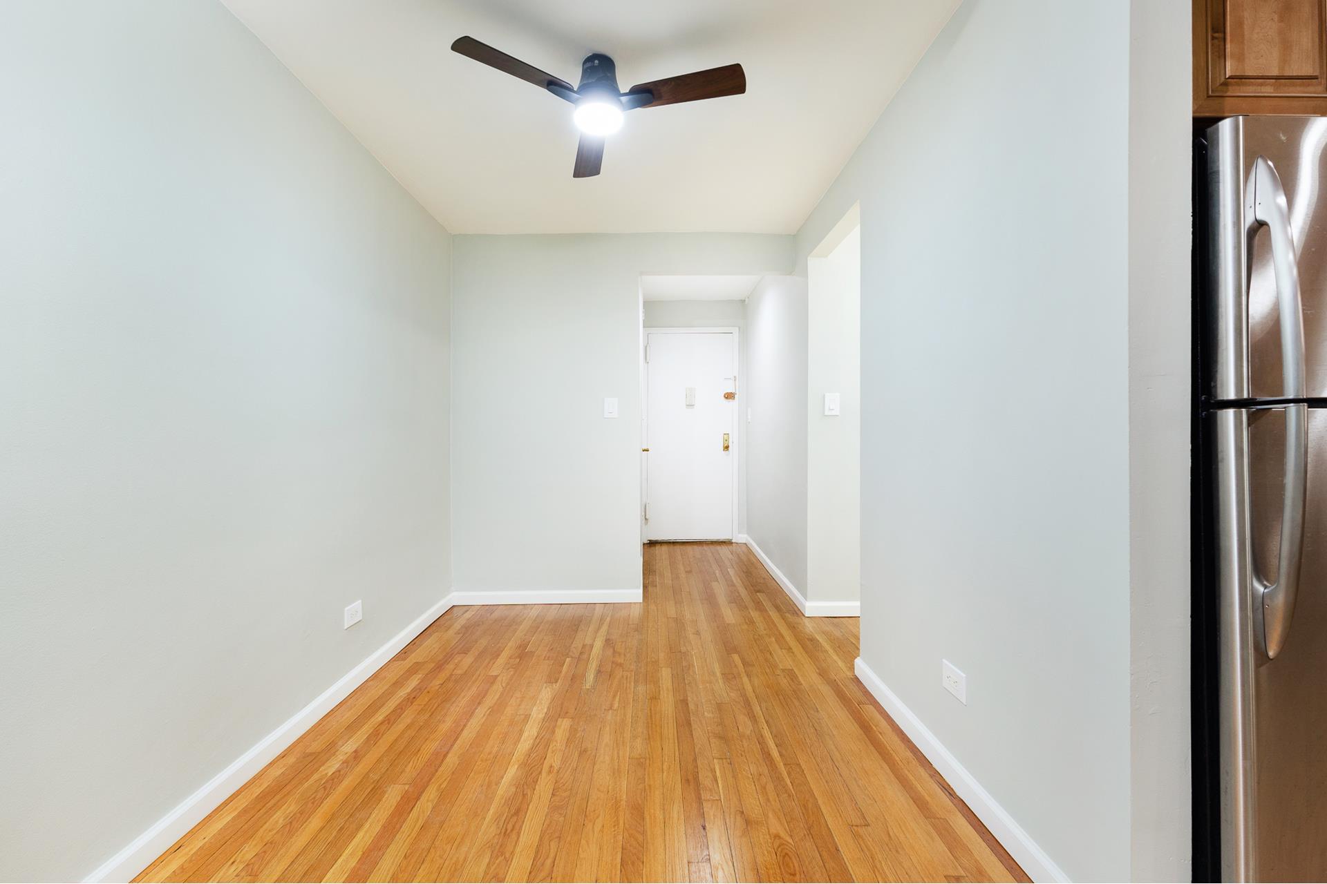 #10 photo, 770 OCEAN Parkway, ブルックリン区 Midwood , NY 11230