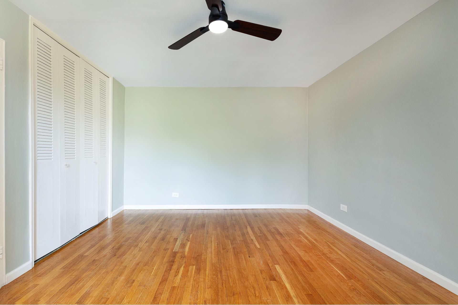 #17 photo, 770 OCEAN Parkway, ブルックリン区 Midwood , NY 11230