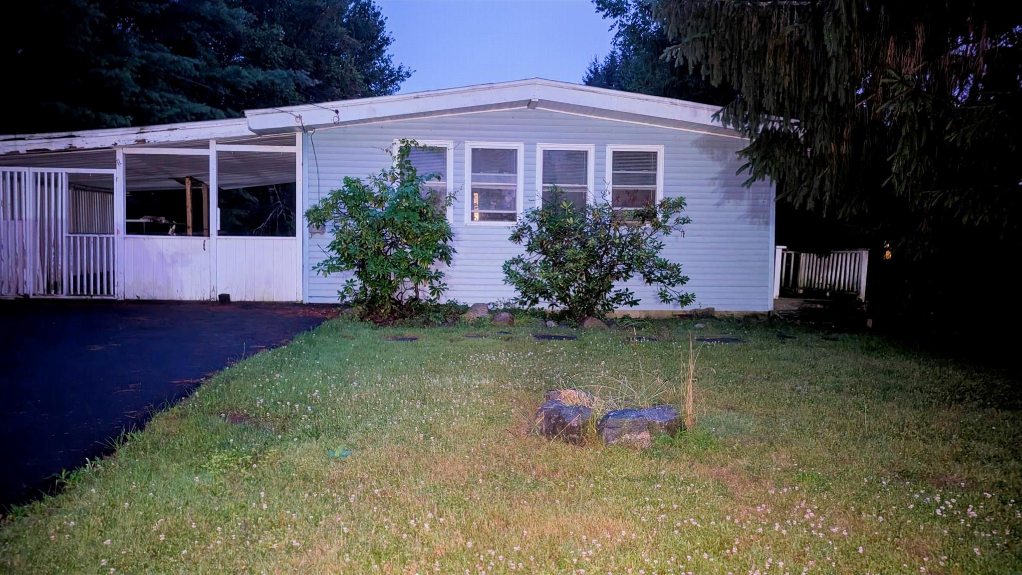 #1 photo, 2 The Curve Road, 紐約州 Rock Hill , NY 12775