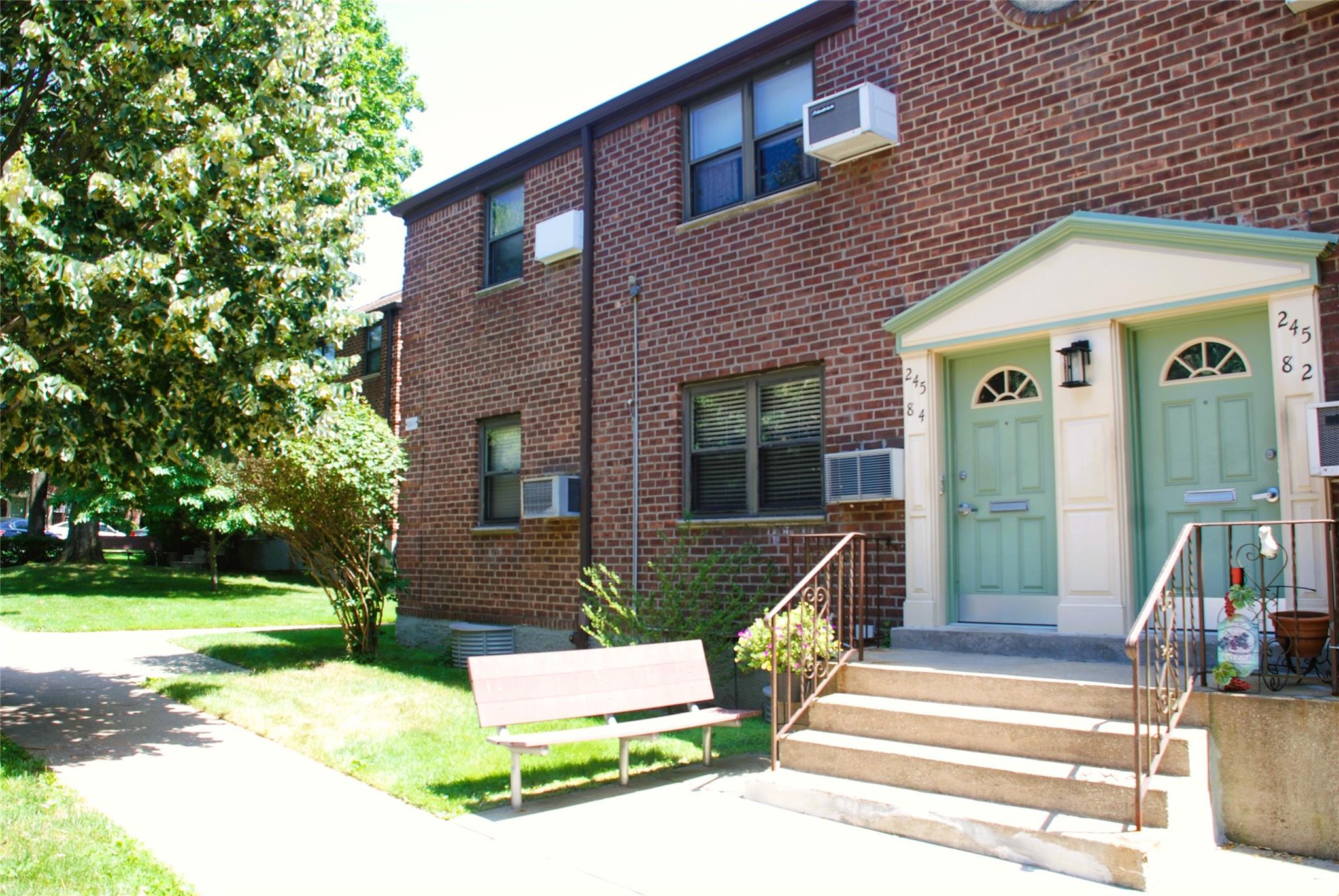 #1 photo, 245-84 62, 皇后區 小頸 Little Neck , NY 11362