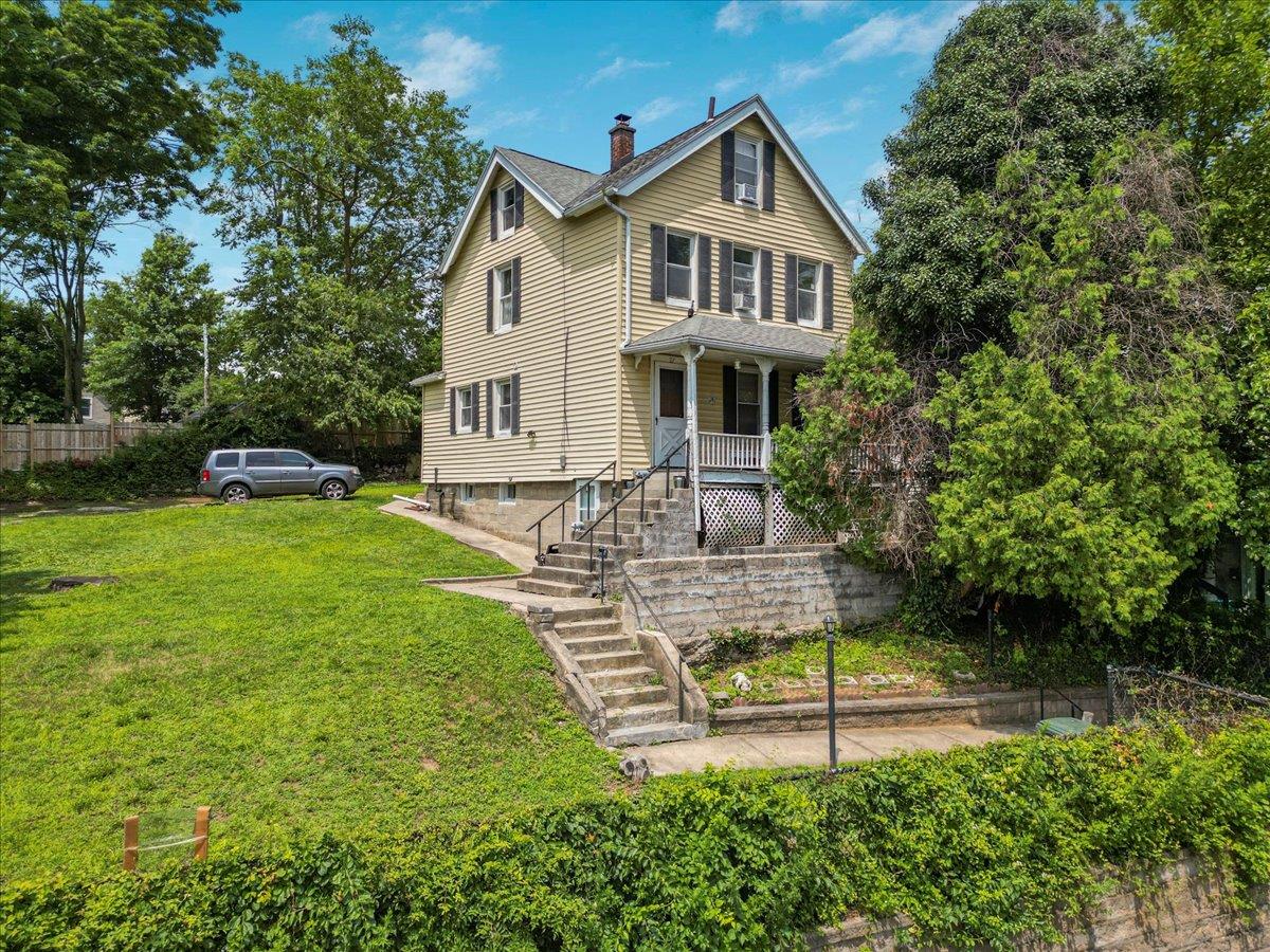 #1 photo, 27 Hall Avenue, 紐約州 White Plains , NY 10604