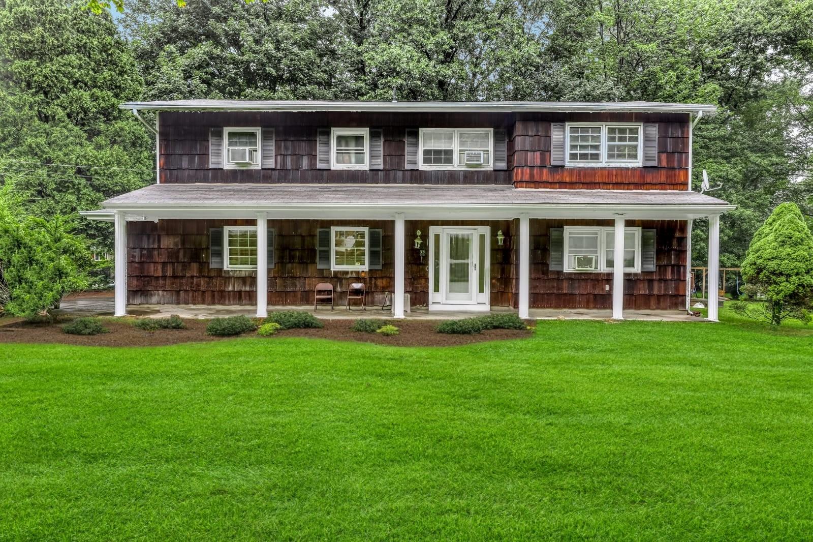 #1 photo, 33 Sandy Brook Drive, 紐約州 Spring Valley , NY 10977