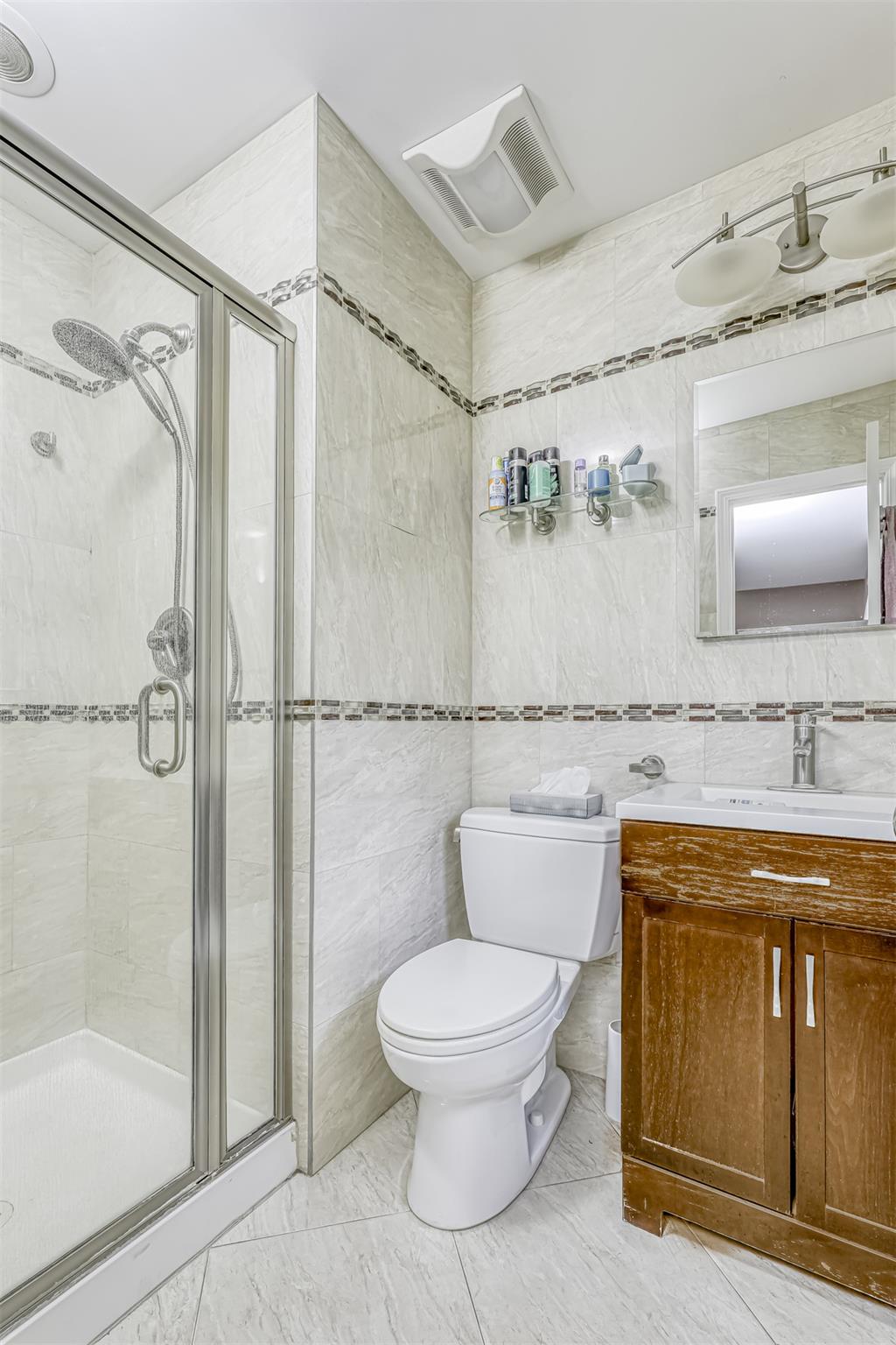 #20 photo, 33 Sandy Brook Drive, Spring Valley , NY 10977